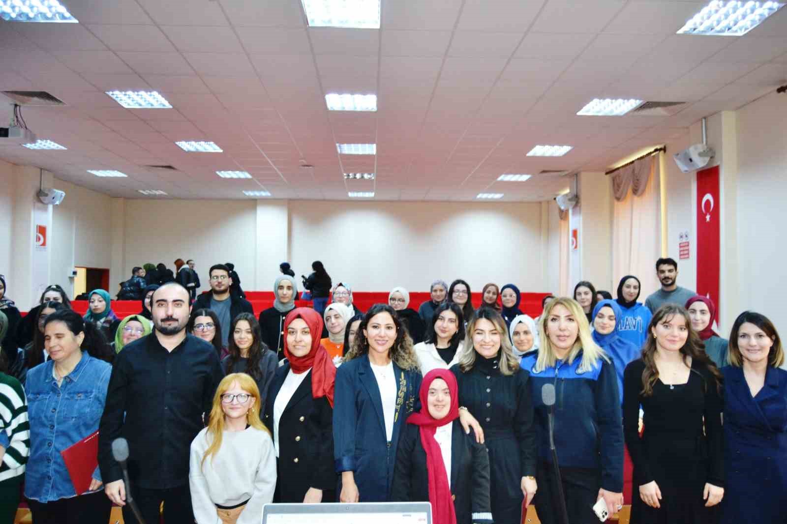 BŞEÜ’de ‘Engelsiz Kariyer’ semineri düzenlendi
