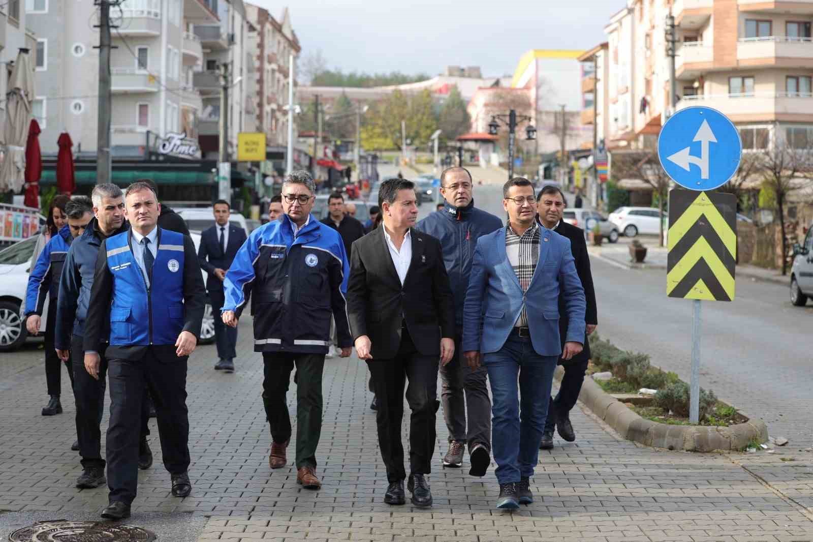 Başkan Aras, yağıştan etkilenen mahallelerde çözüm için sahada
