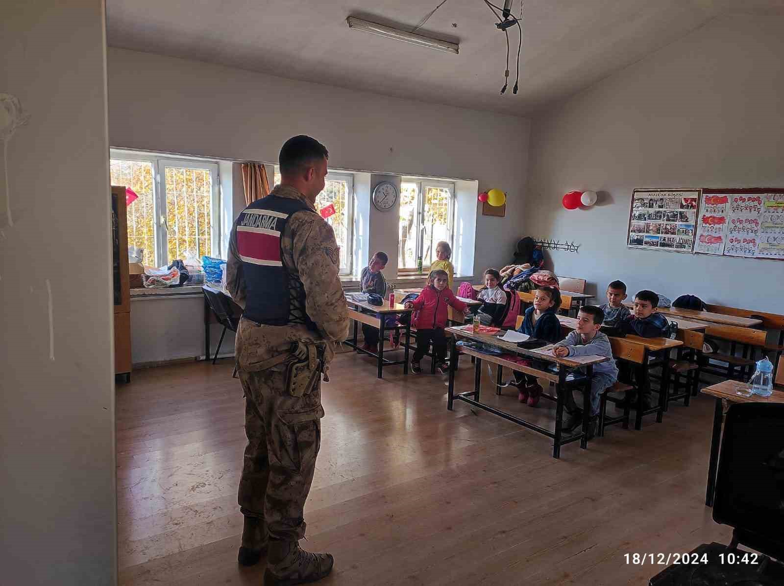 Gaziantep’te 24 aranan şahıs yakalandı
