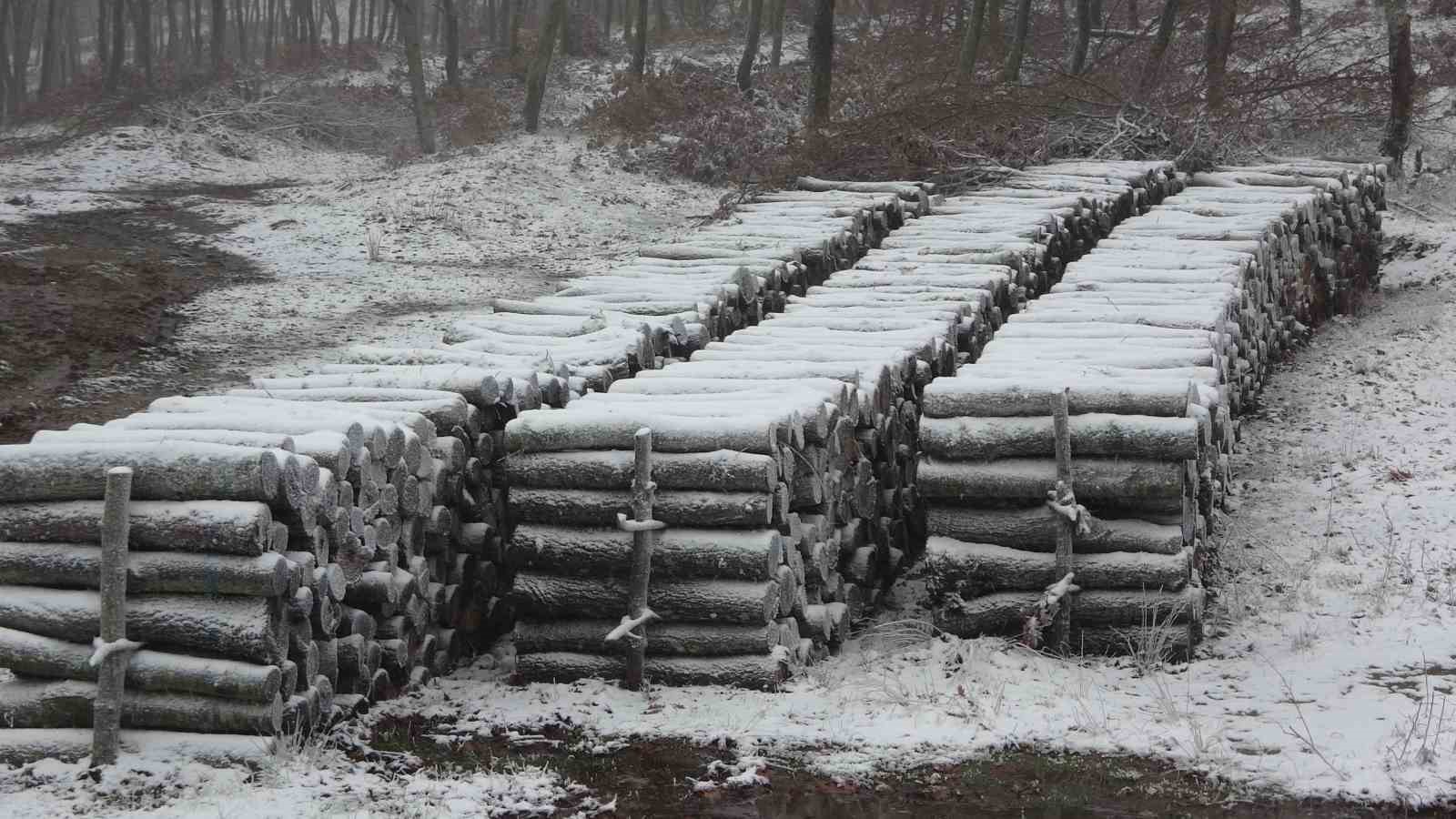 Çanakkale’nin yüksekleri beyaza büründü
