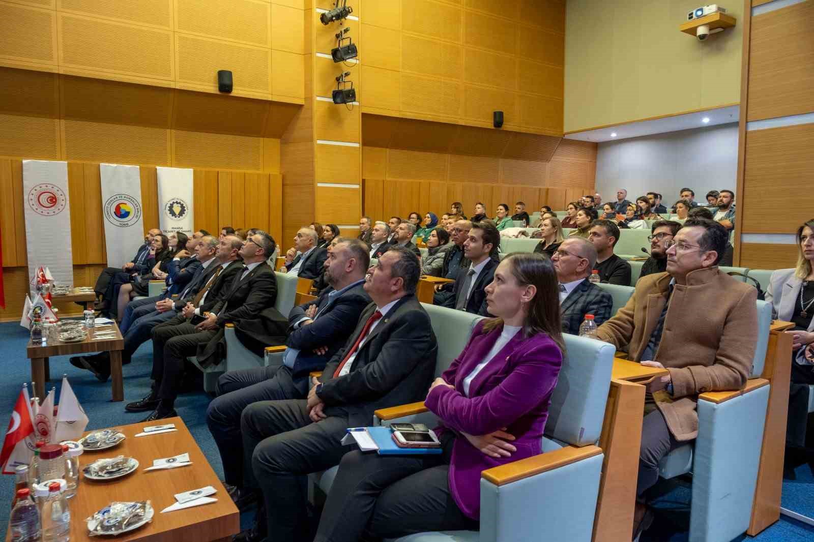 Manisa TSO’da yeşil dönüşüm ve sürdürülebilirlik zirvesi yapıldı
