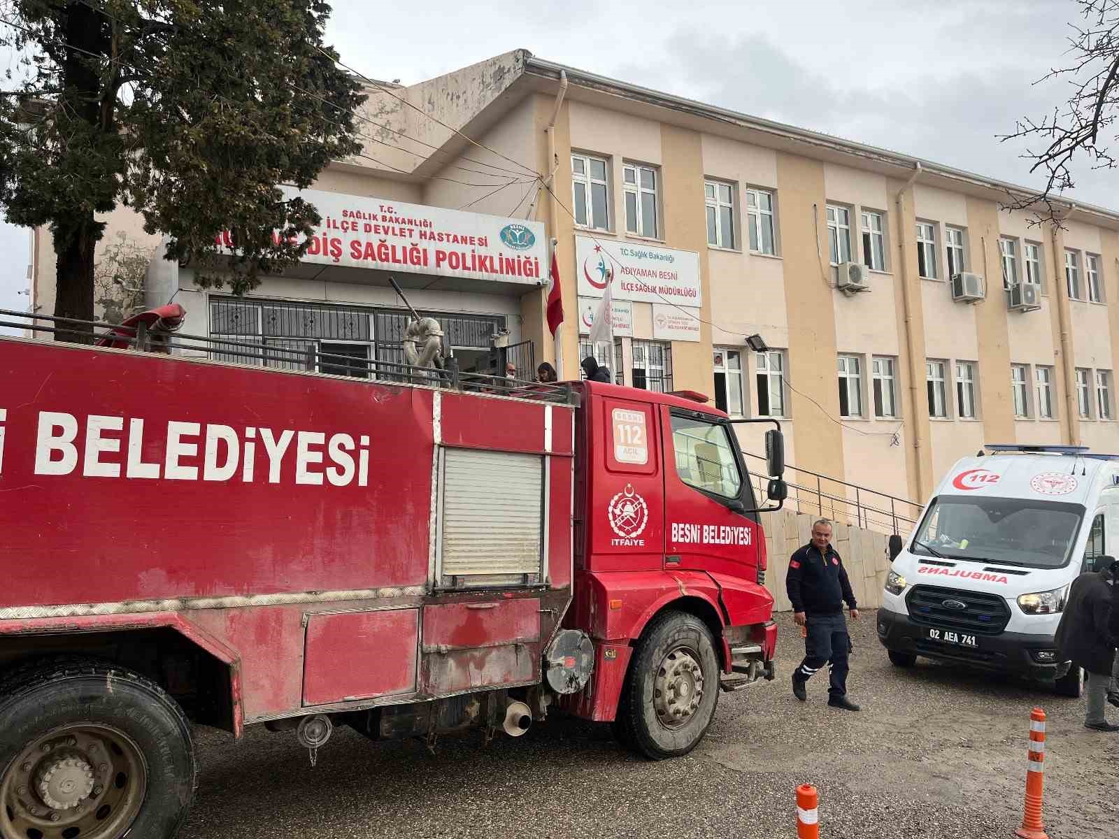 Besni Diş Hastanesinde korkutan yangın
