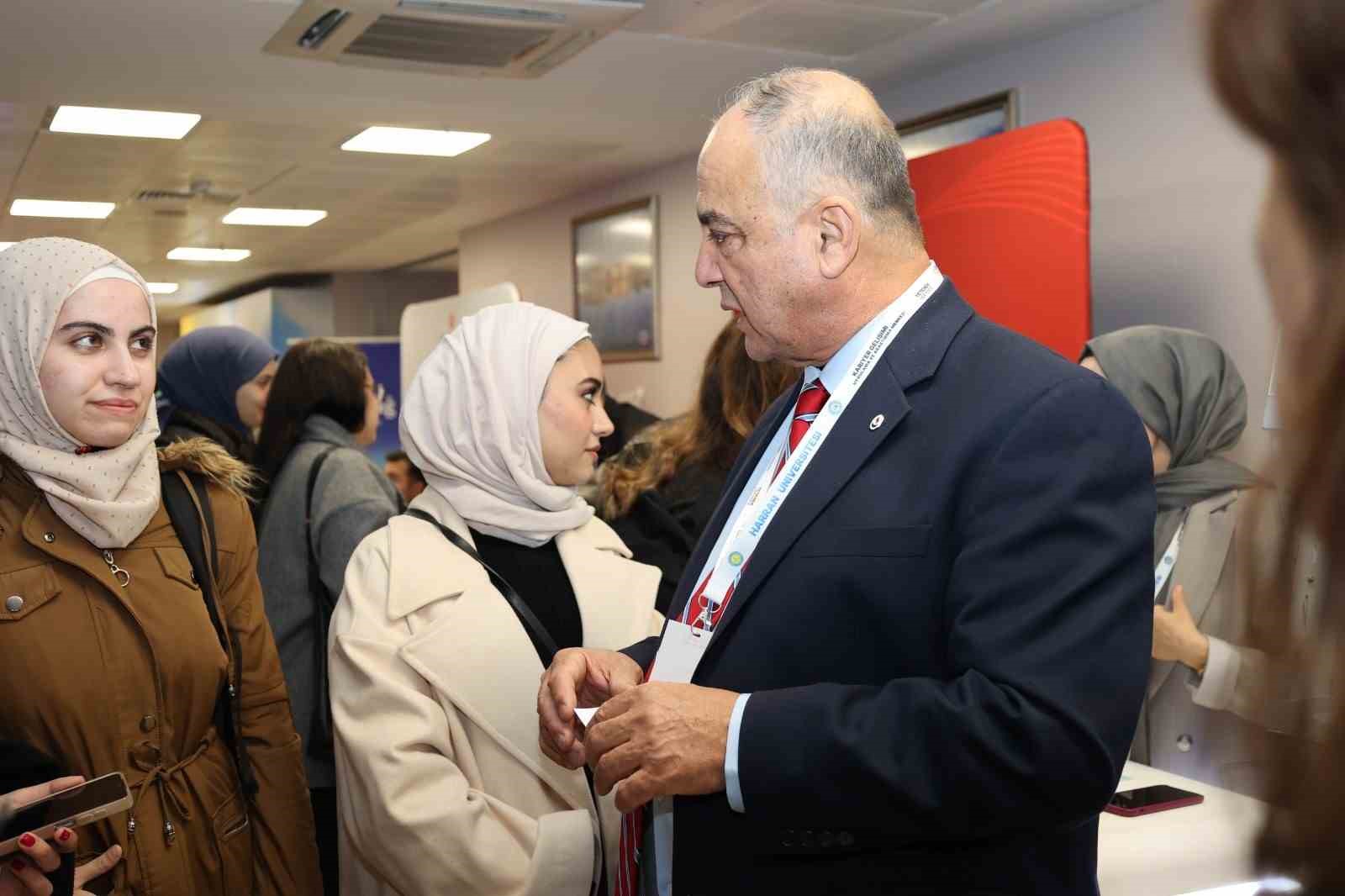 SANKO Üniversitesi’ne Güneydoğu Kariyer Fuarı’nda yoğun ilgi
