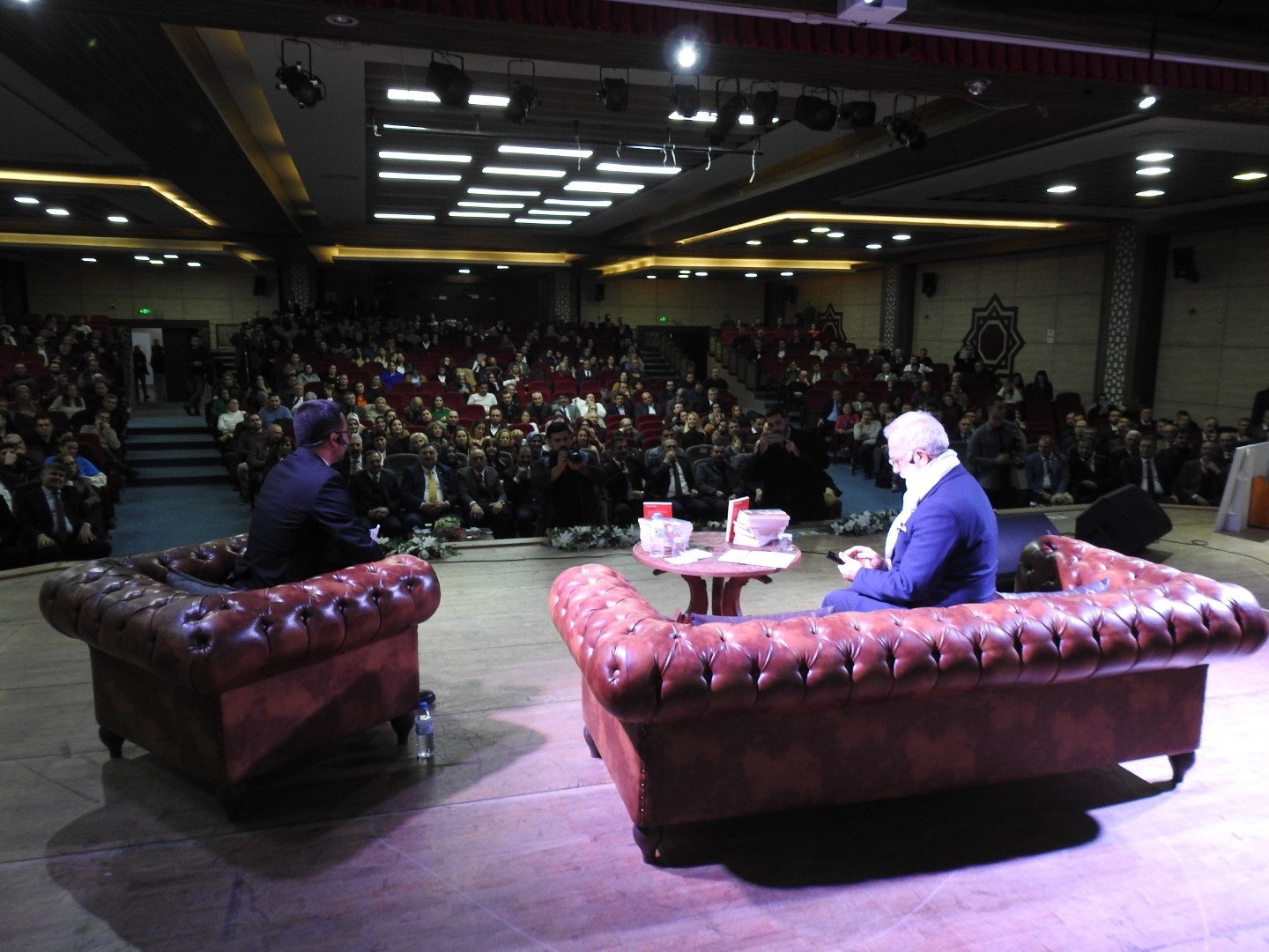 AK Parti Grup Başkanvekili Yenişehirlioğlu, Öğretmen Akademisinde
