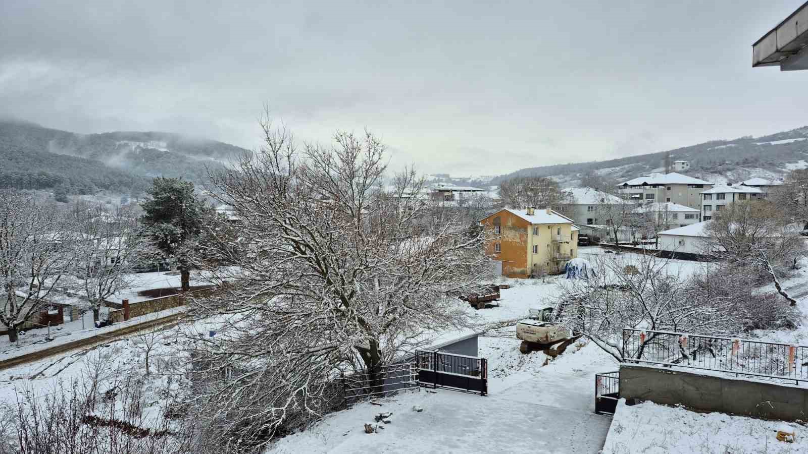 Aydın’ın yüksek kesimlerinde kar etkili oldu
