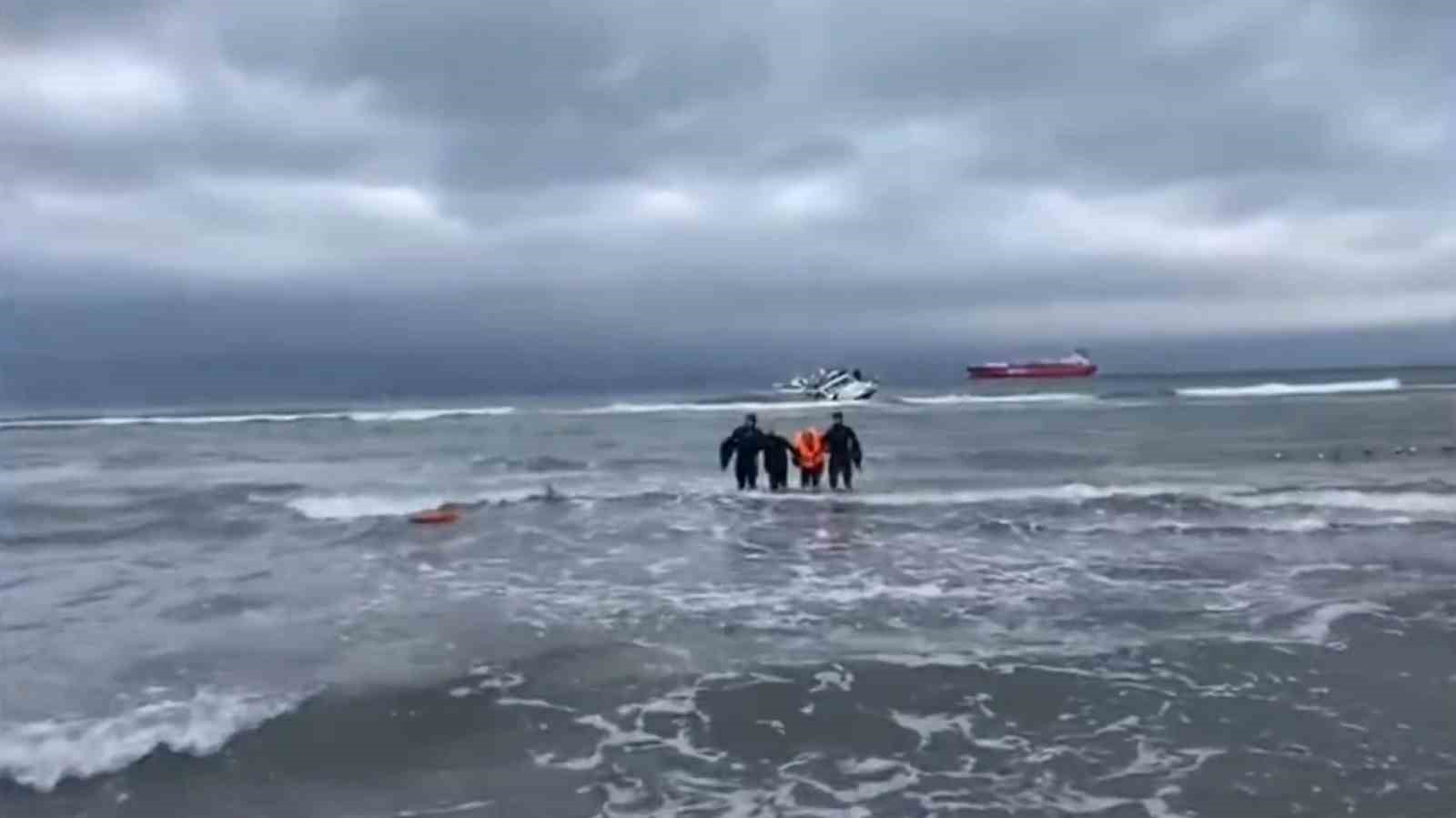 Bakan Yerlikaya, Şarköy’deki nefes kesen kurtarma anlarını paylaştı
