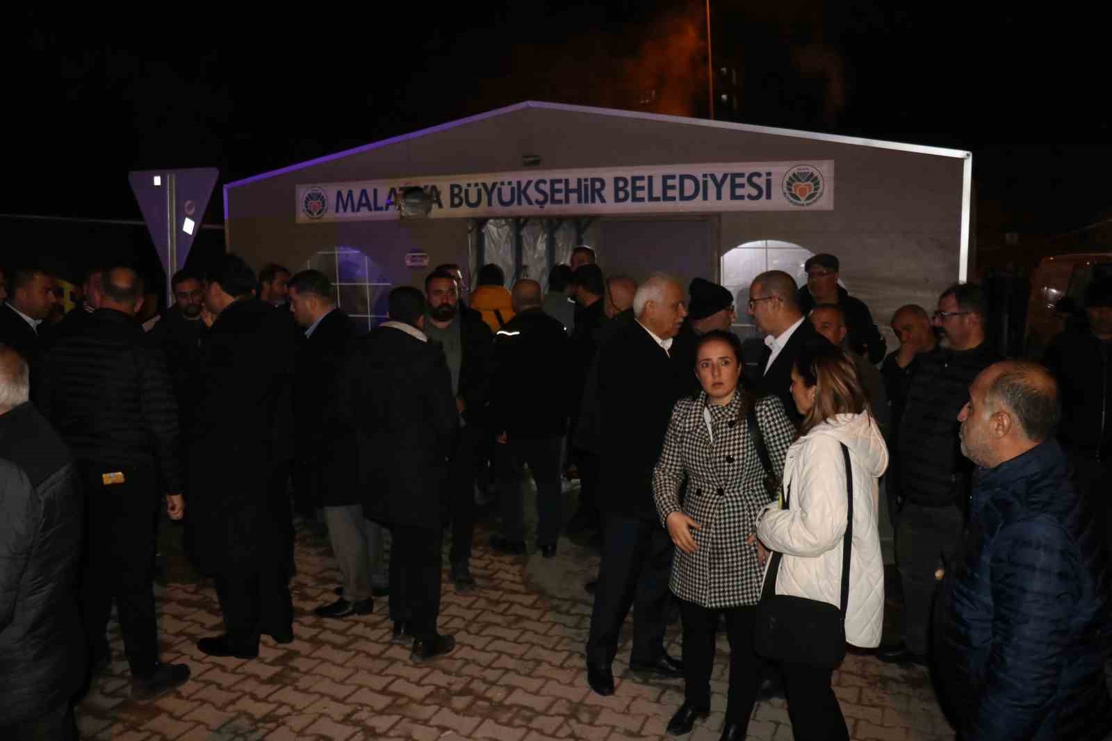 CHP Genel Başkanı Özgür Özel Malatya’da
