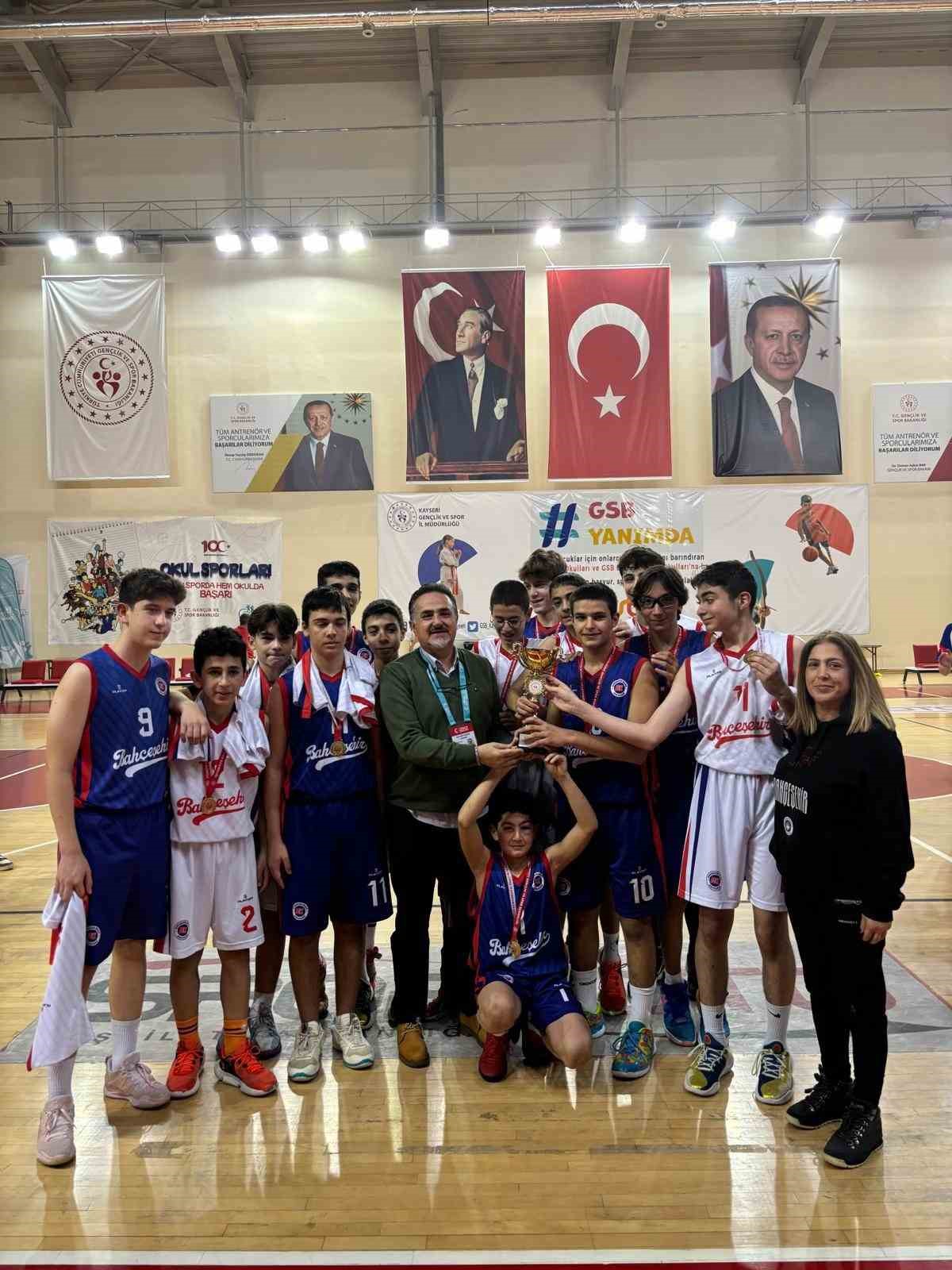 Kayseri U-14 Erkekler Basketbol Ligi sona erdi
