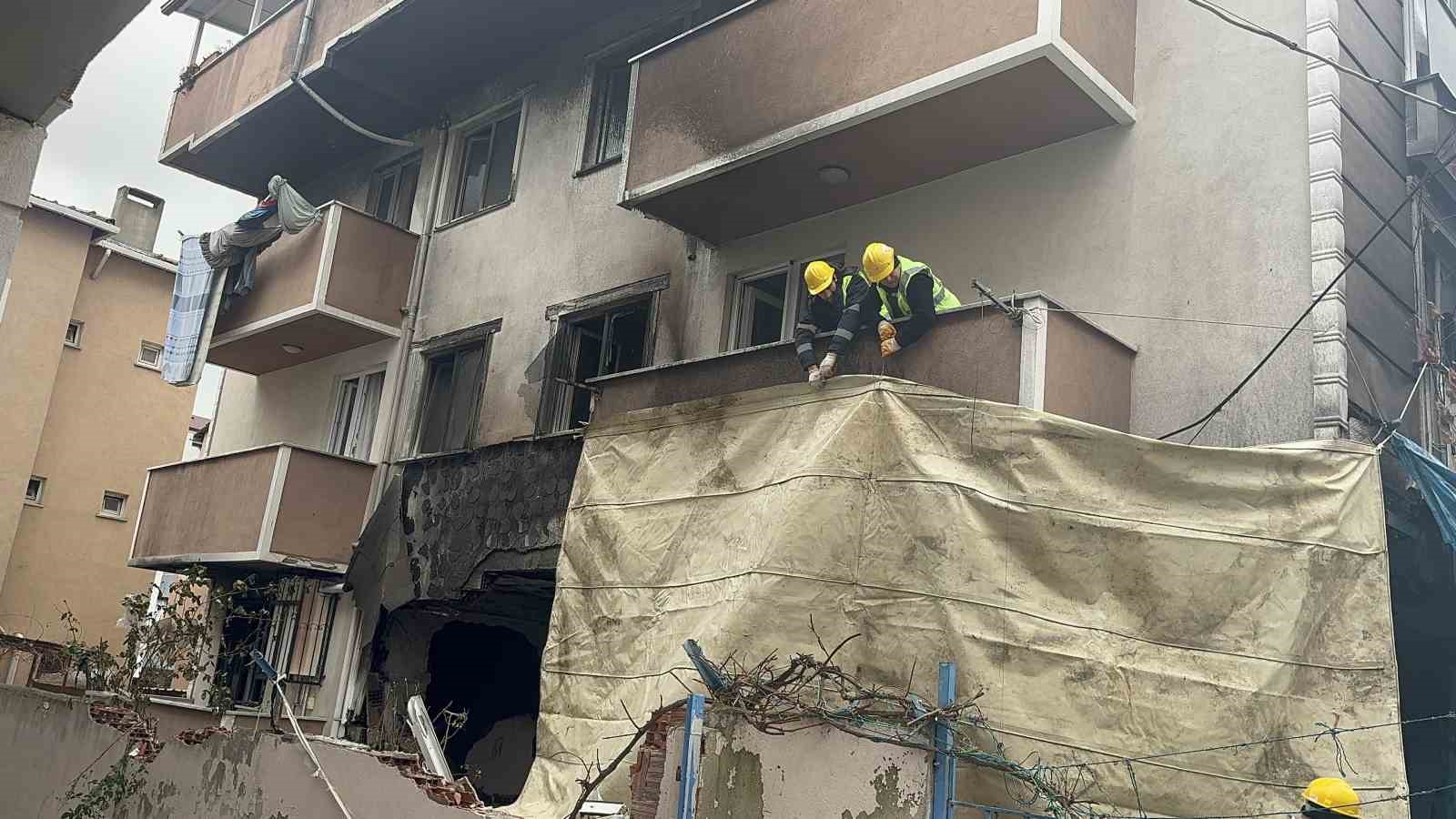 Patlamanın meydana geldiği binada hasarın şiddeti ortaya çıktı
