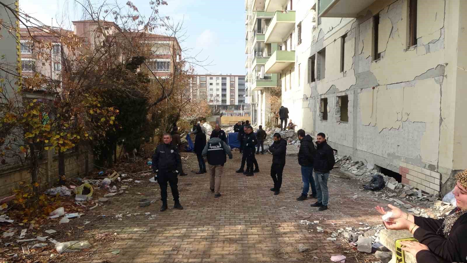 Malatya’da haber alınamayan genç ölü bulundu
