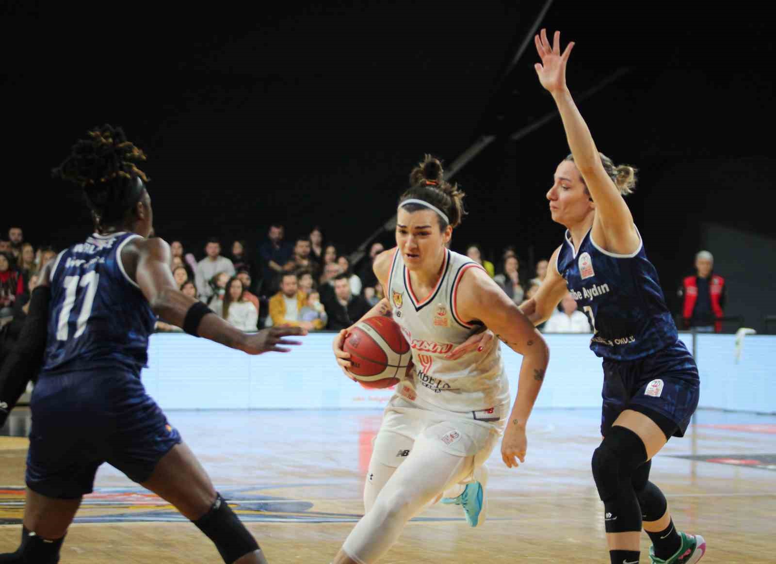 Türkiye Kadınlar Basketbol Süper Ligi: ÇBK Mersin: 87 - Nesibe Aydın: 76
