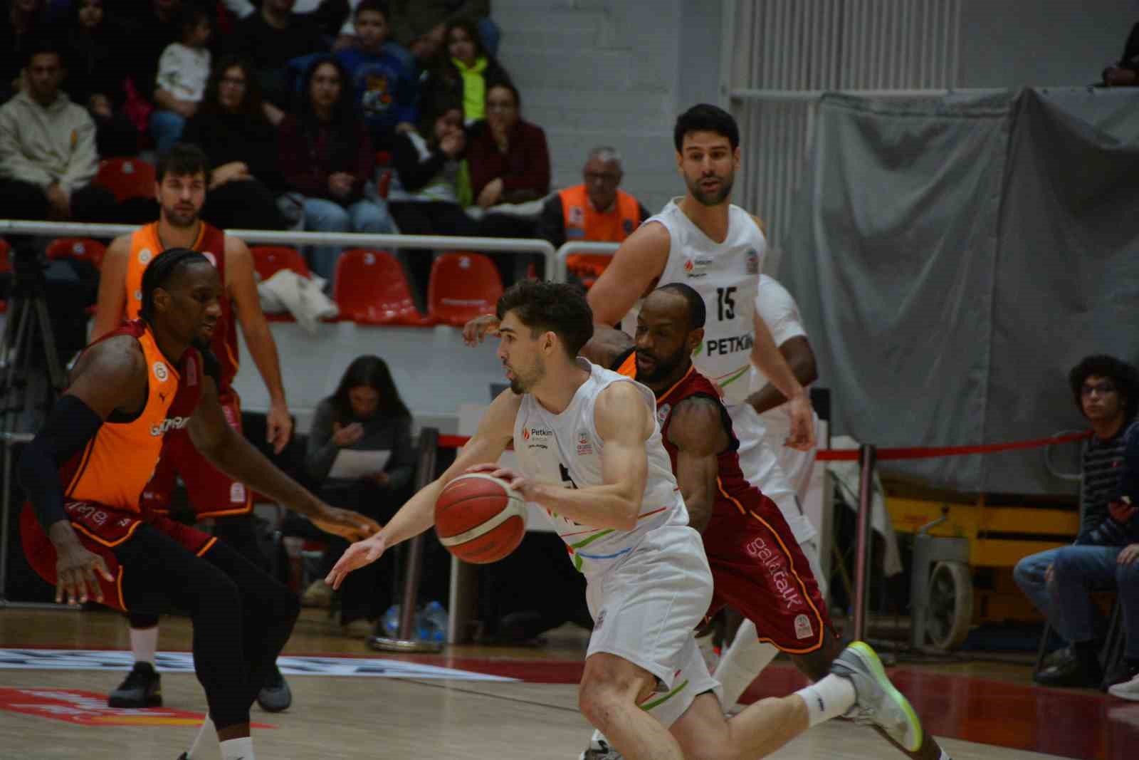 Türkiye Sigorta Basketbol Süper Ligi: Aliağa Petkimspor: 77 - Galatasaray: 94
