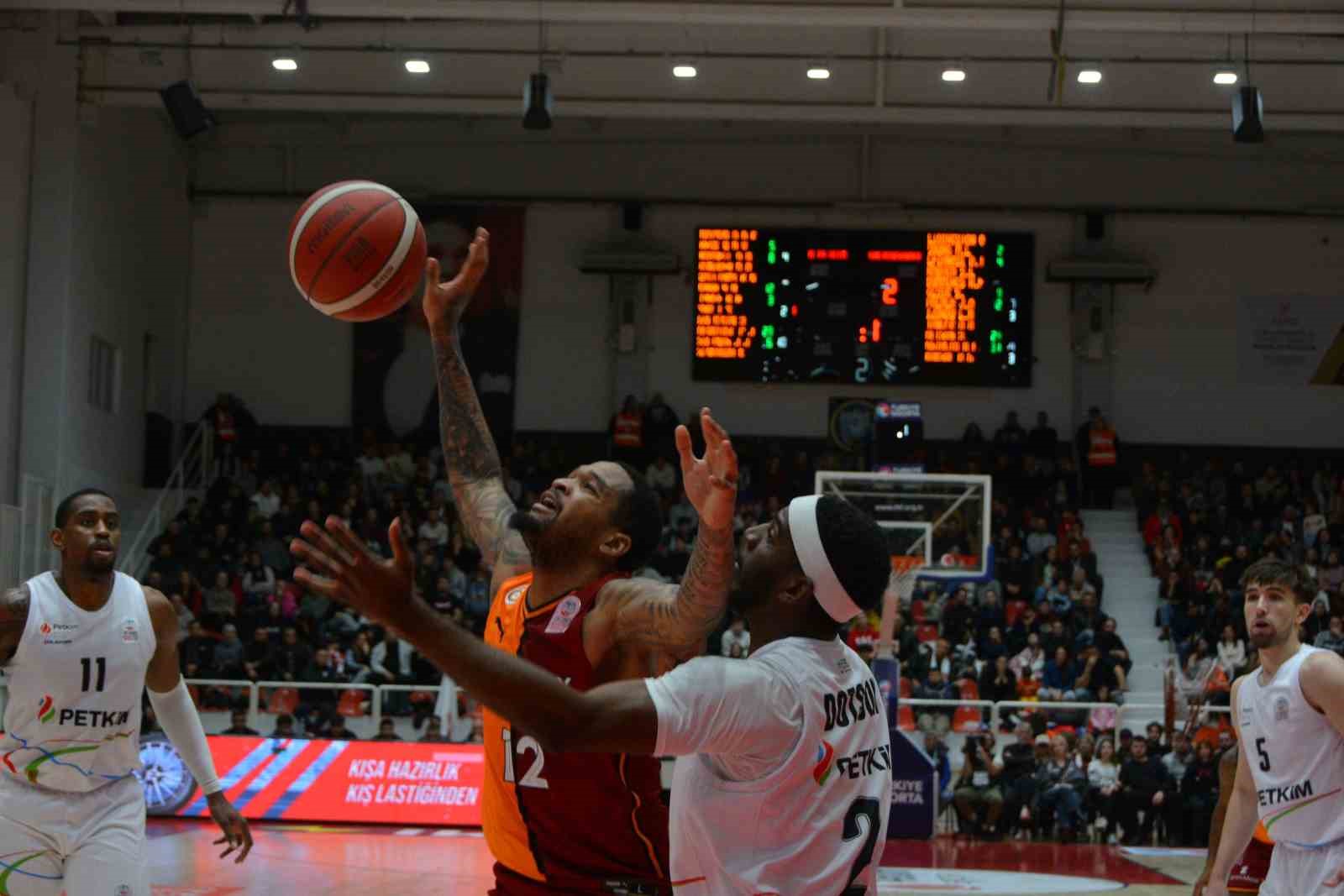 Türkiye Sigorta Basketbol Süper Ligi: Aliağa Petkimspor: 77 - Galatasaray: 94
