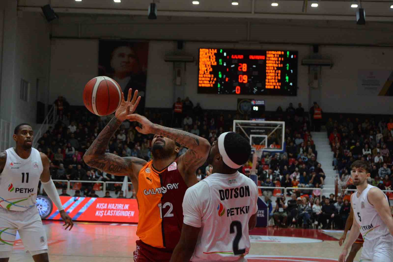 Türkiye Sigorta Basketbol Süper Ligi: Aliağa Petkimspor: 77 - Galatasaray: 94
