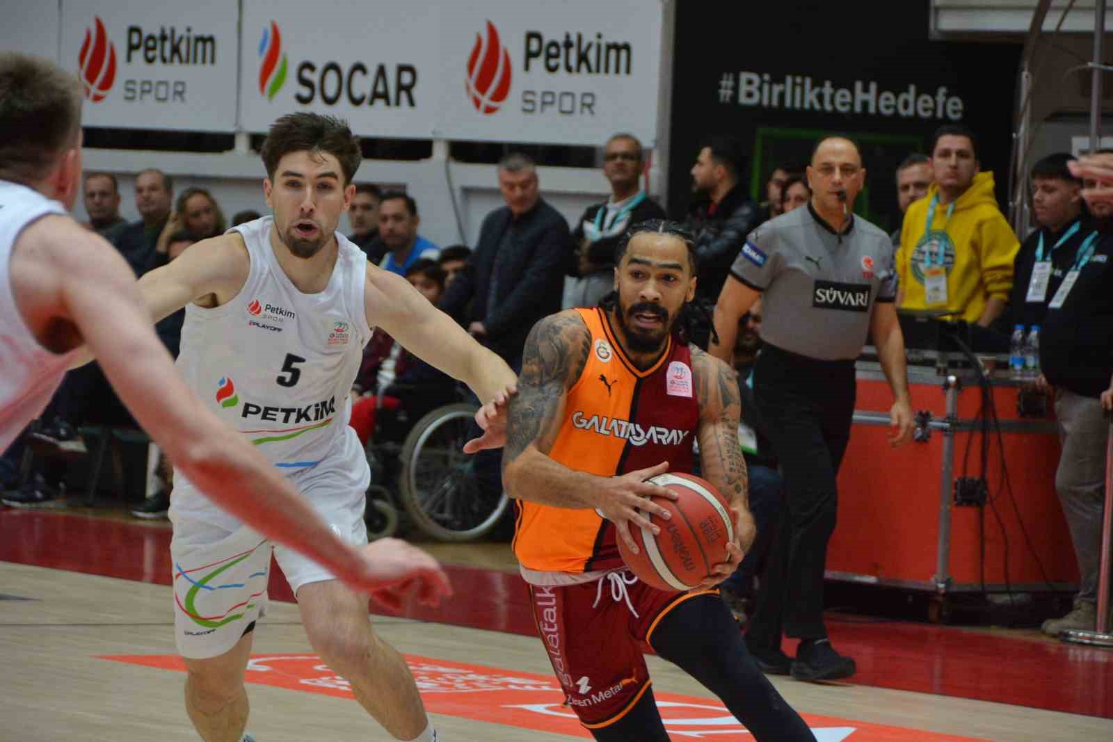 Türkiye Sigorta Basketbol Süper Ligi: Aliağa Petkimspor: 77 - Galatasaray: 94
