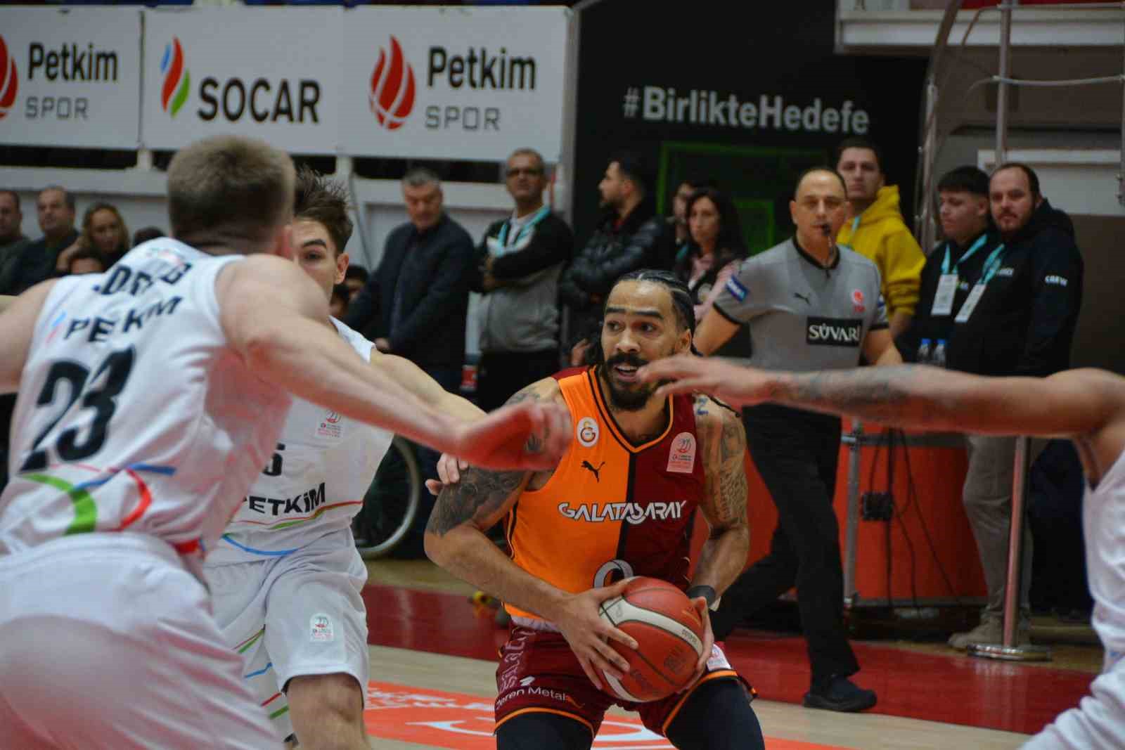 Türkiye Sigorta Basketbol Süper Ligi: Aliağa Petkimspor: 77 - Galatasaray: 94
