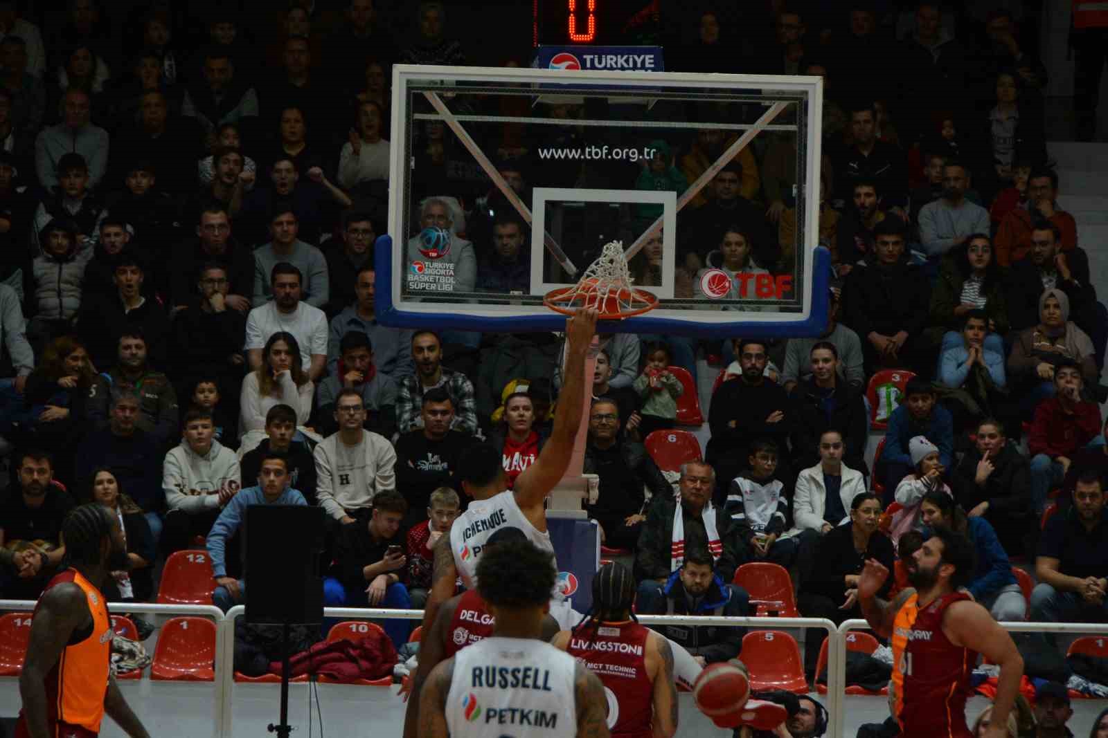 Türkiye Sigorta Basketbol Süper Ligi: Aliağa Petkimspor: 77 - Galatasaray: 94
