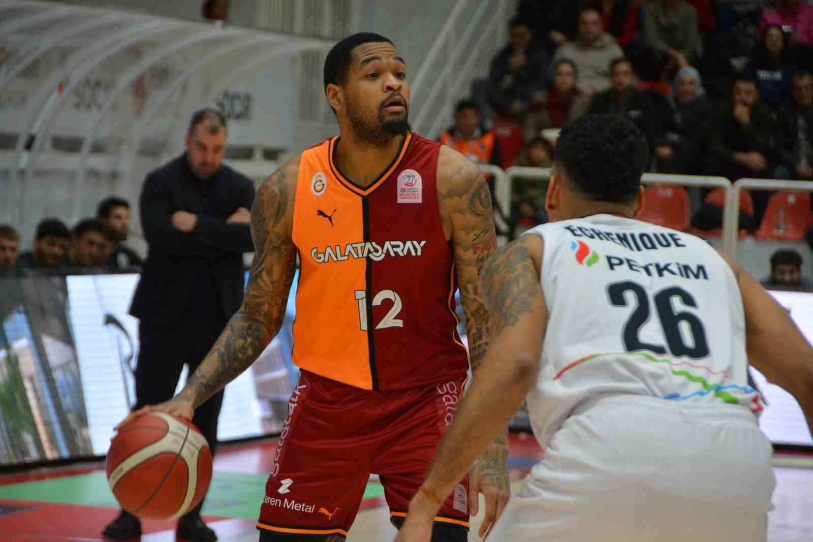 Türkiye Sigorta Basketbol Süper Ligi: Aliağa Petkimspor: 77 - Galatasaray: 94
