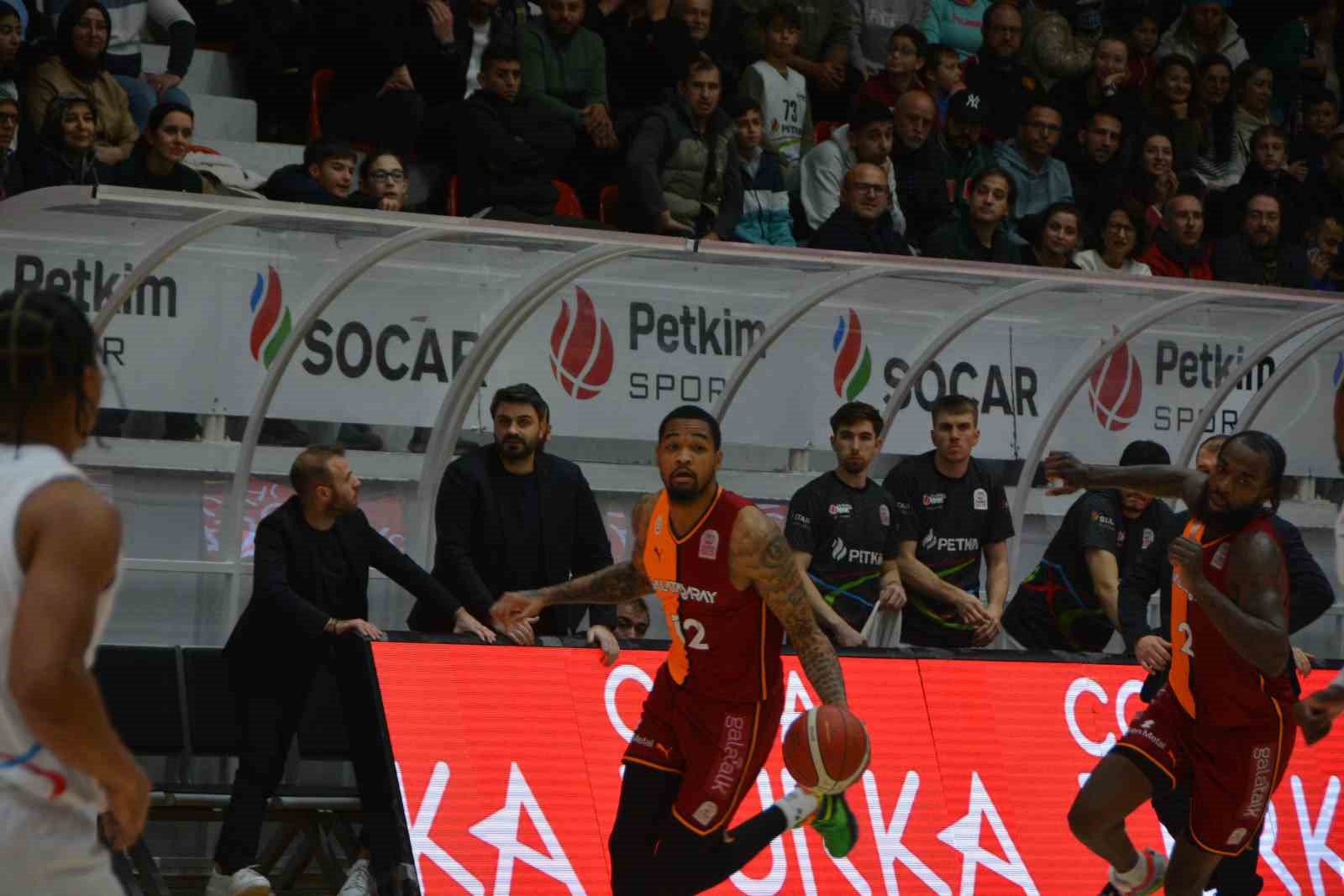 Türkiye Sigorta Basketbol Süper Ligi: Aliağa Petkimspor: 77 - Galatasaray: 94
