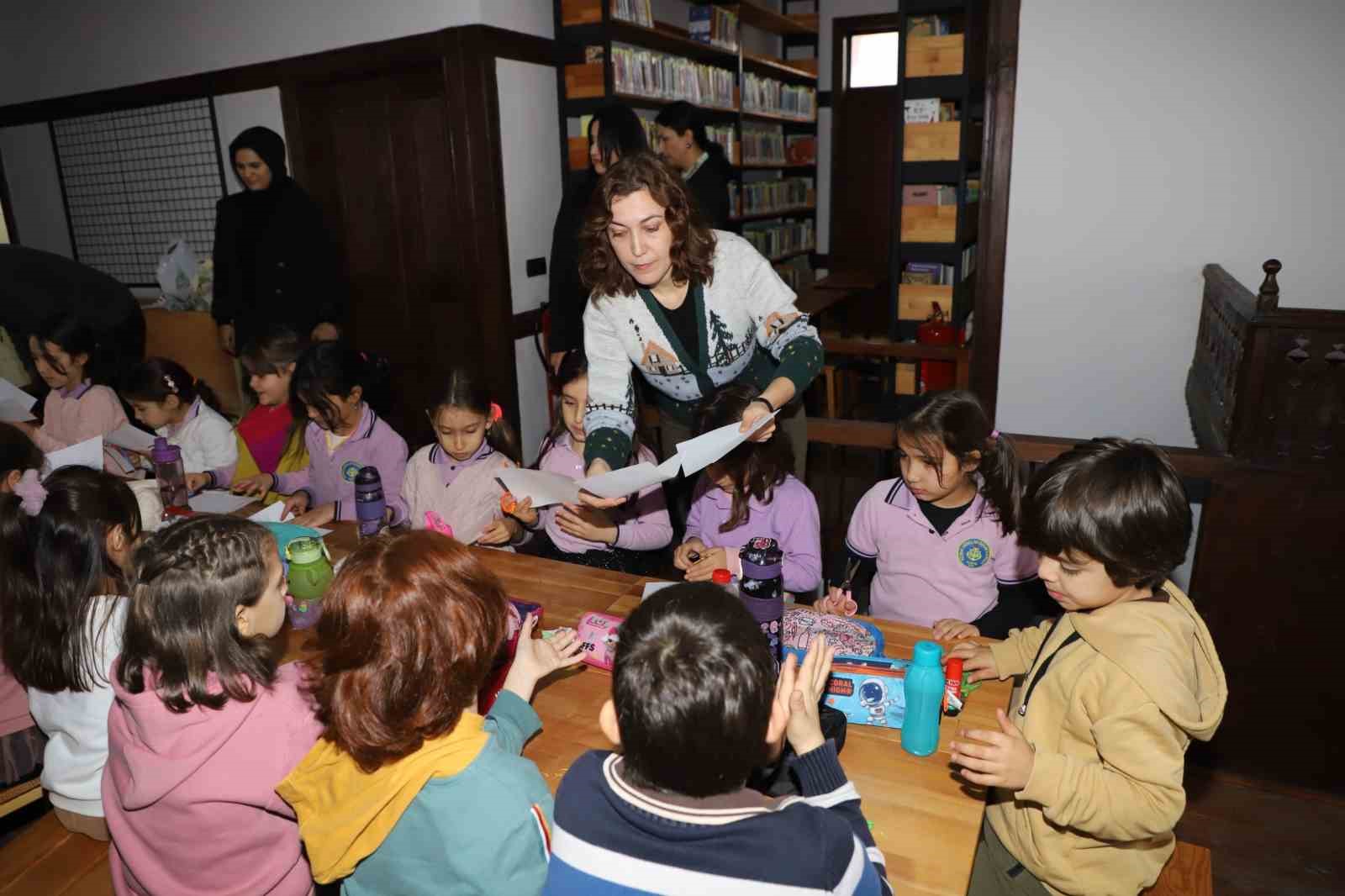 Alanya belediyesi çocuk kütüphanesi yeni yerinde hizmete başladı
