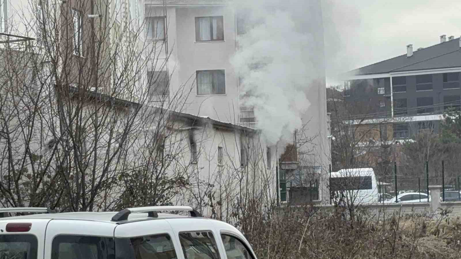 Bolu’da iş yeri yangını
