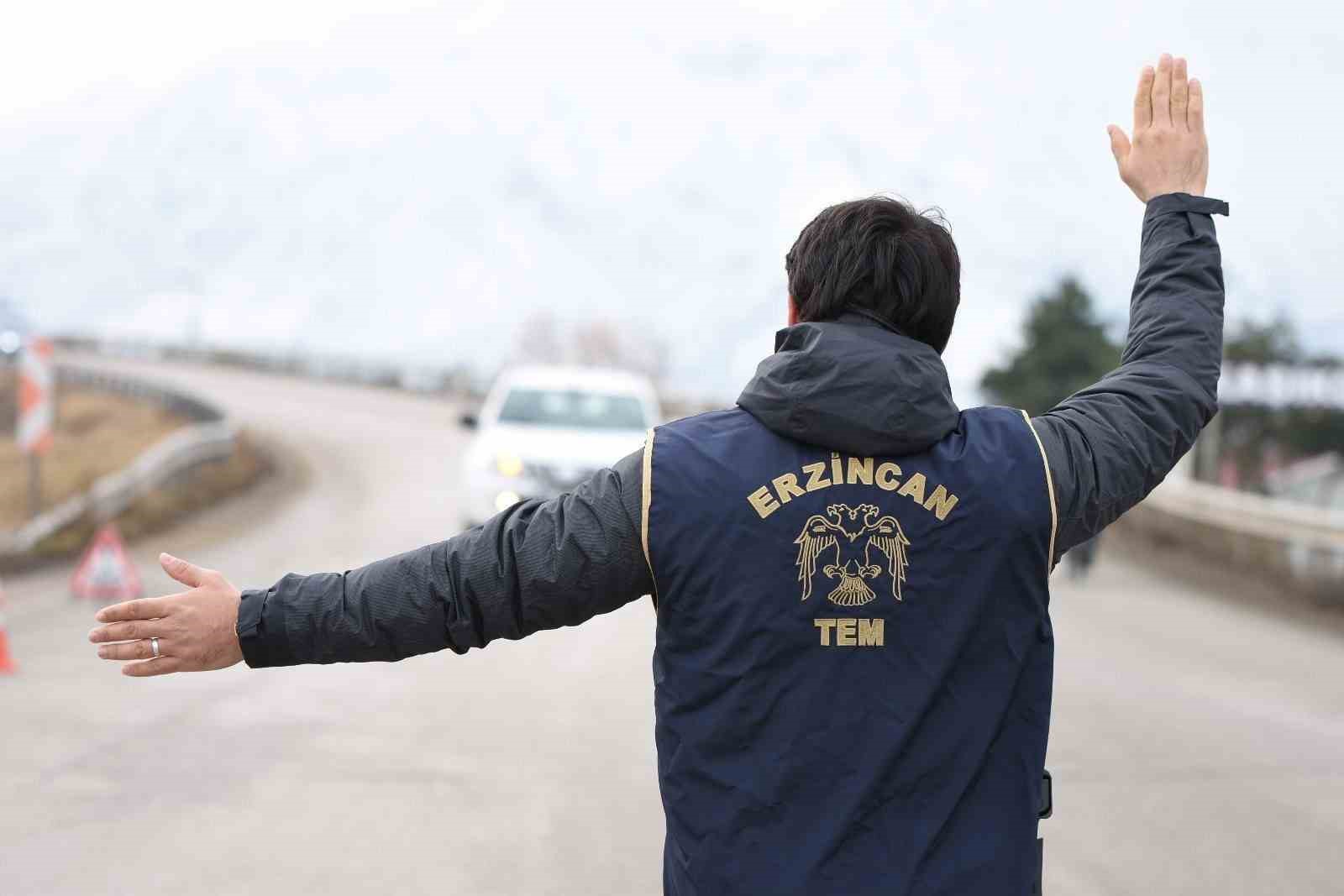 Erzincan polisinden Huzur Uygulaması
