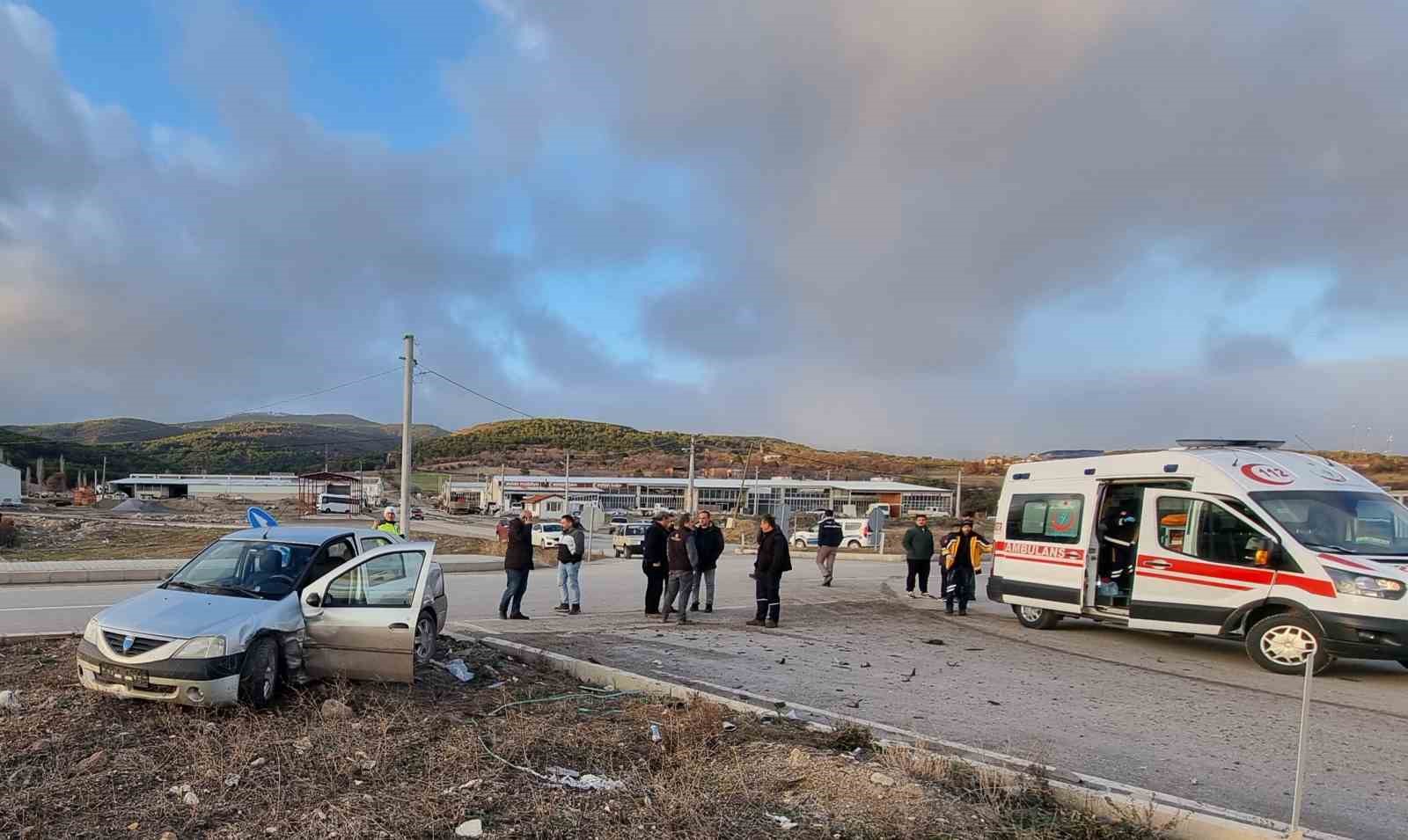 Kütahya’da o kavşakta yine kaza: 1 yaralı
