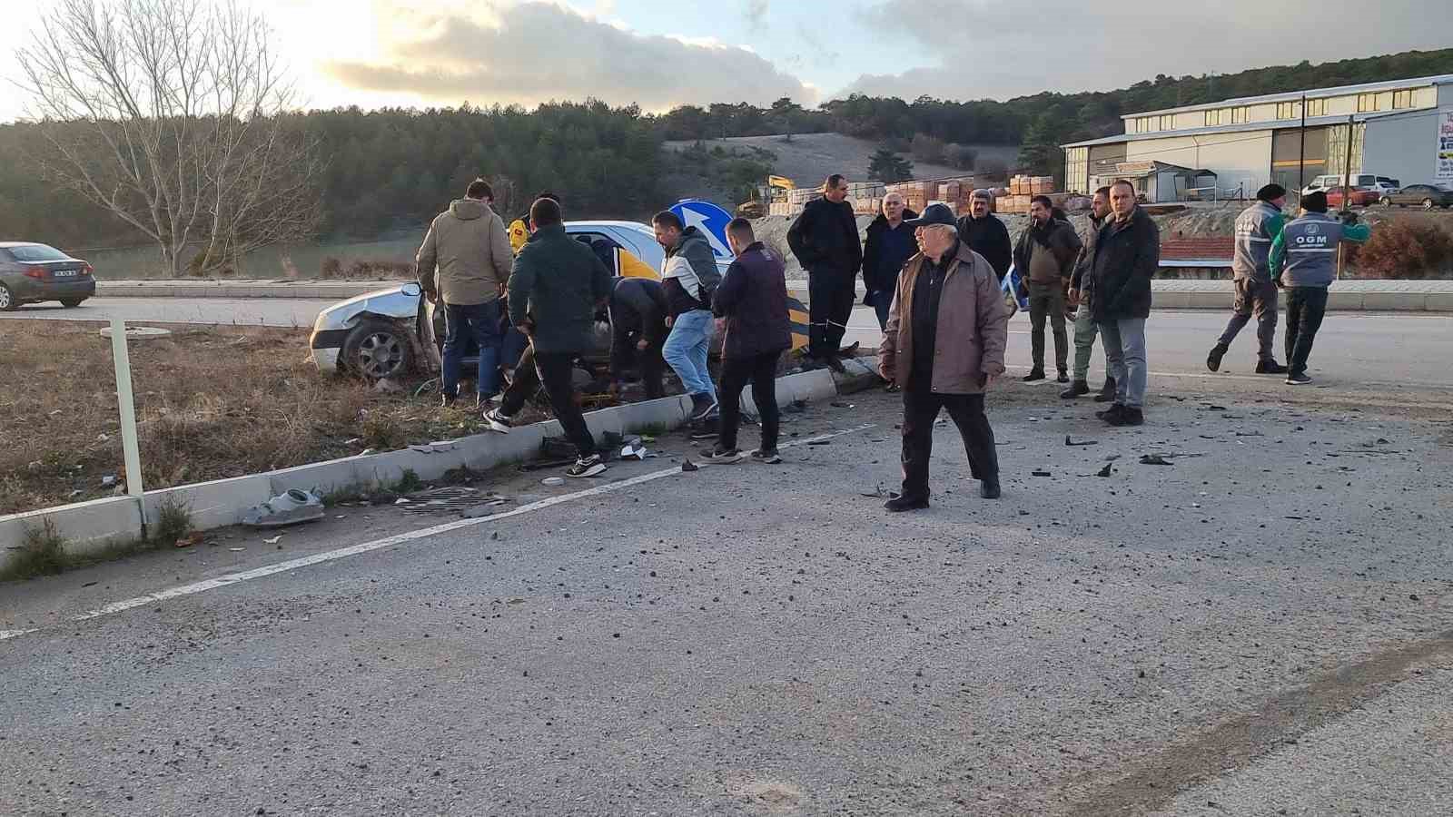 Kütahya’da o kavşakta yine kaza: 1 yaralı
