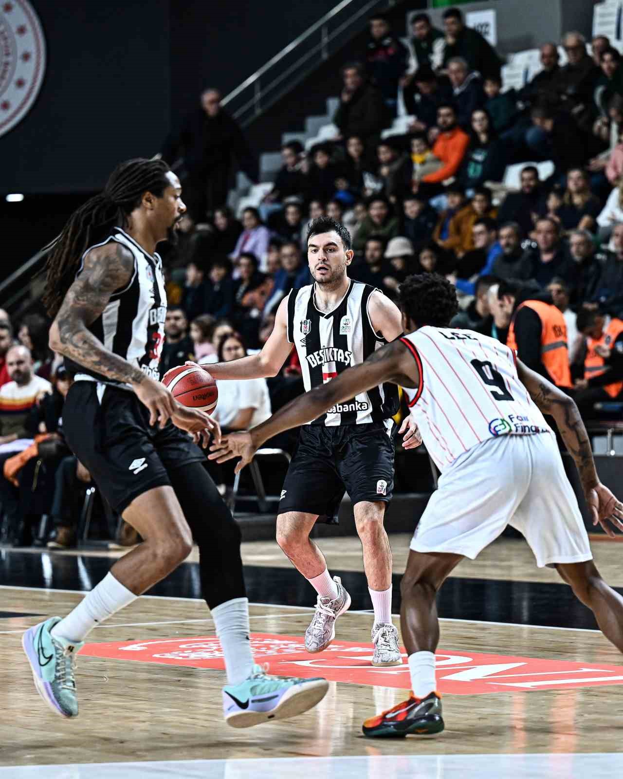 Basketbol Süper Ligi: Manisa Basket: 94- Beşiktaş Fibabanka: 88
