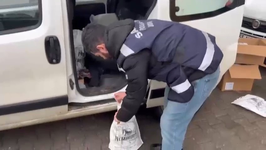 Samsun’da kaçak sigara ve içki operasyonu
