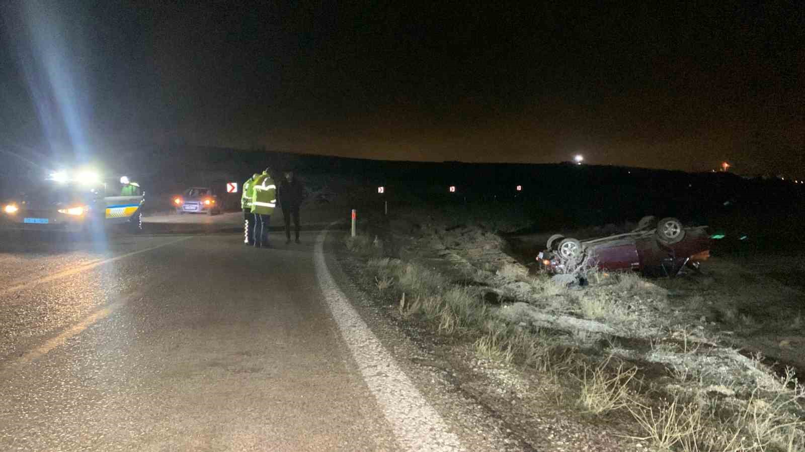 Virajı alamayan Tofaş otomobil şarampole takla attı: 1 yaralı
