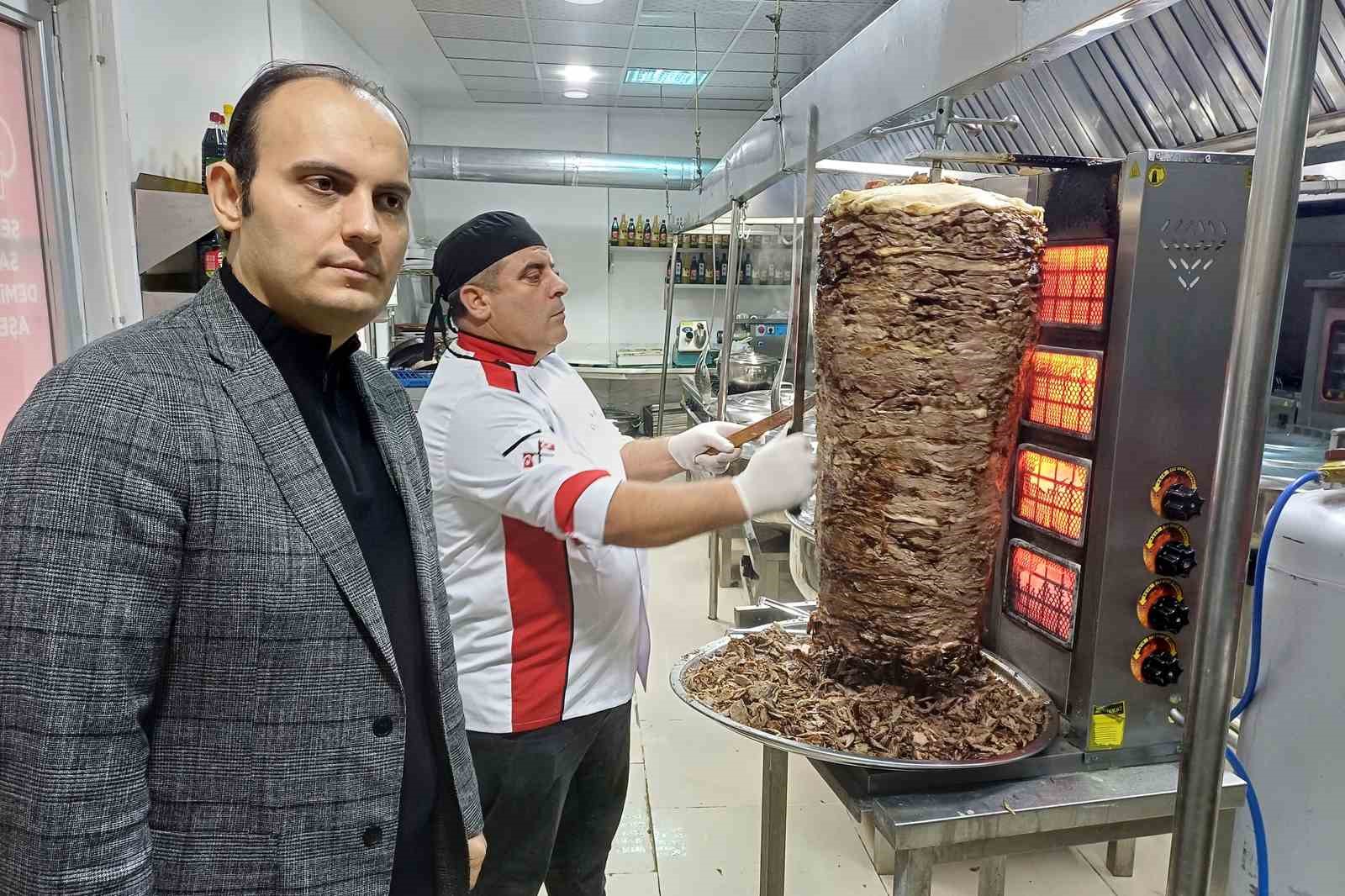 Araban’da günlük 400 ihtiyaç sahibine yemek desteği
