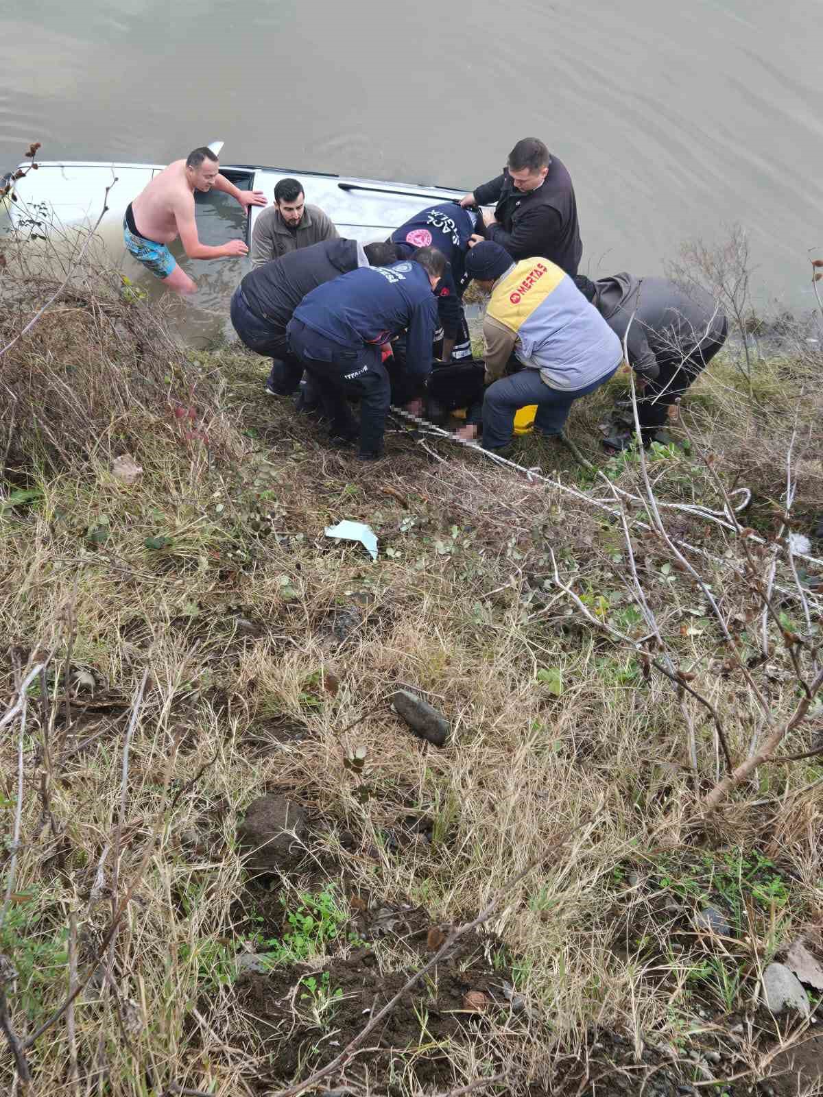 Samsun’da otomobil Terme Çayı’na uçtu: 1 ölü
