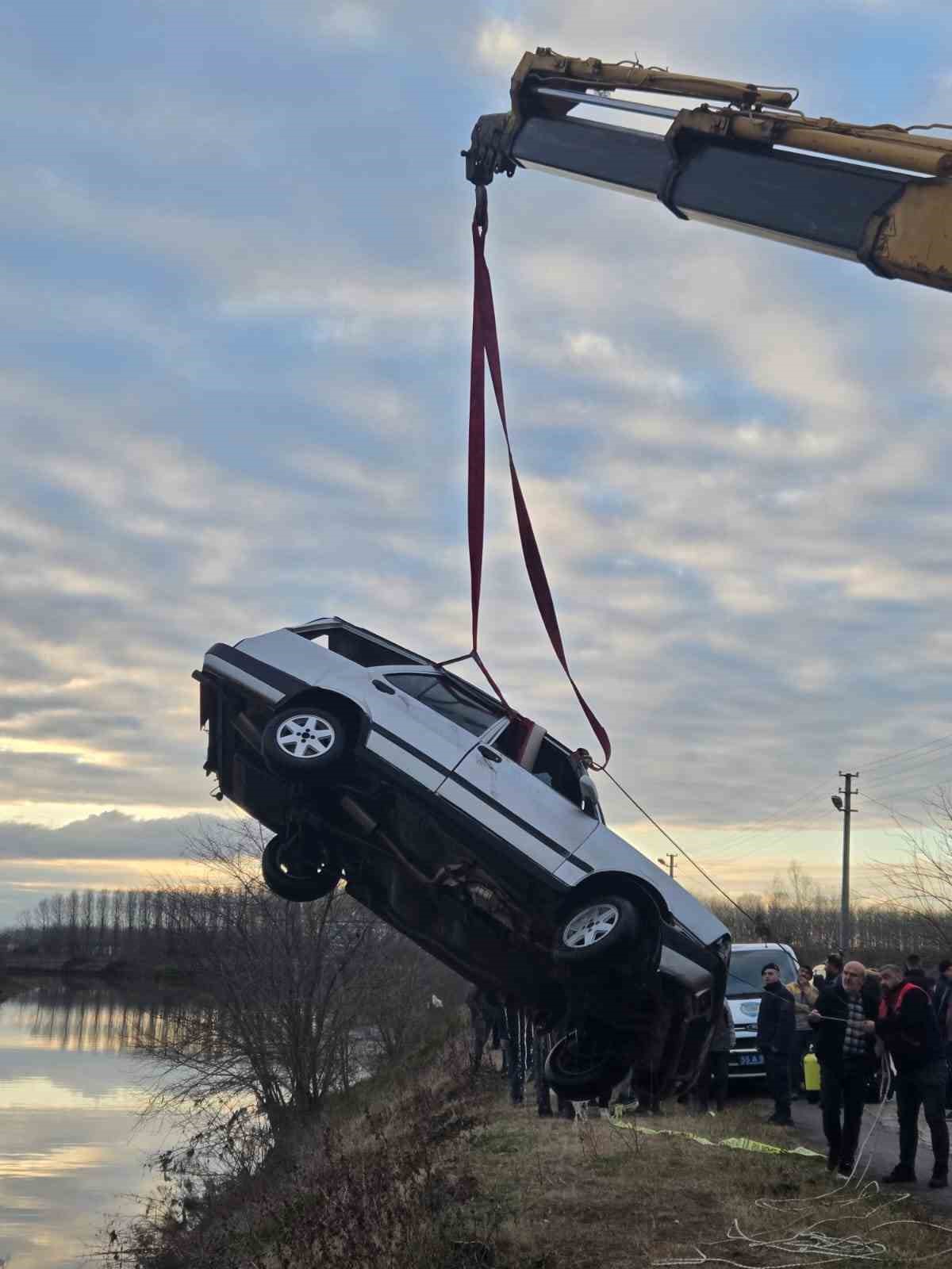 Samsun’da otomobil Terme Çayı’na uçtu: 1 ölü
