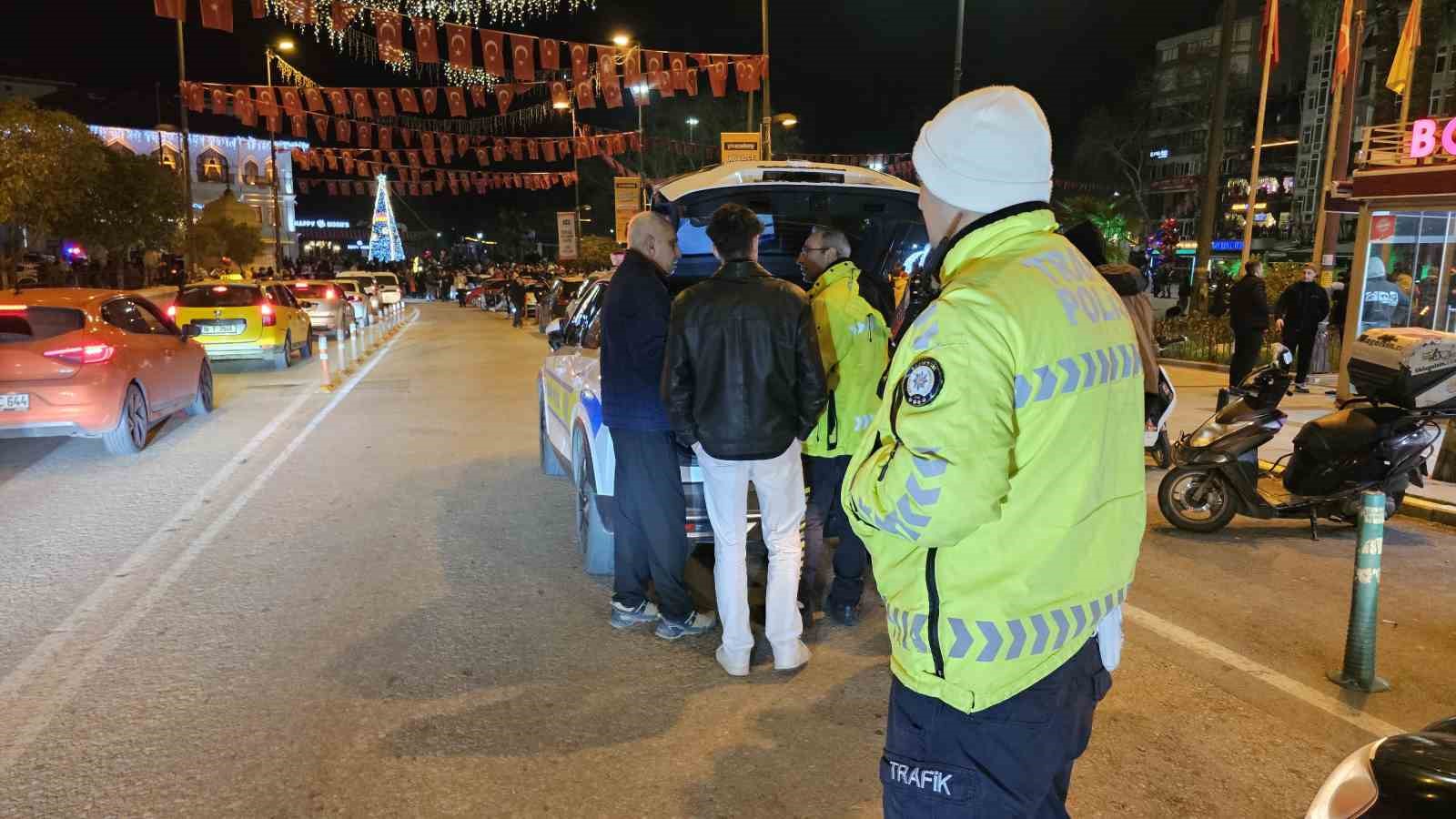 Balıkesir’in ilk trafik cezası ehliyetsiz sürücüye kesildi
