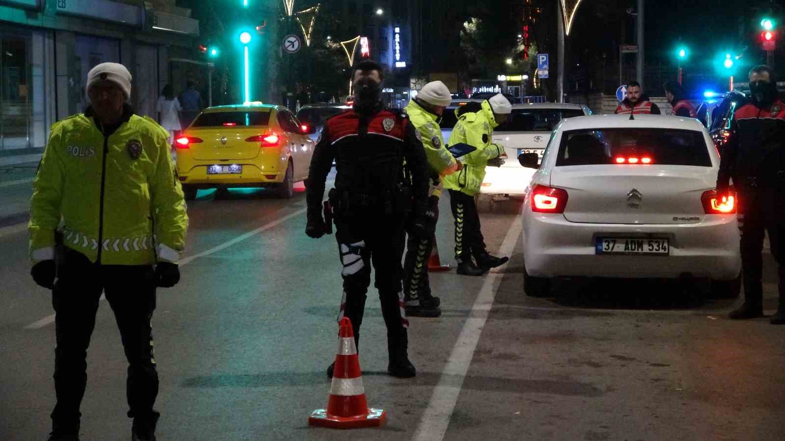 Alkollü olarak direksiyon başına geçip ceza yedi, pişkinlik edip “Yine olsa yine yaparım” dedi
