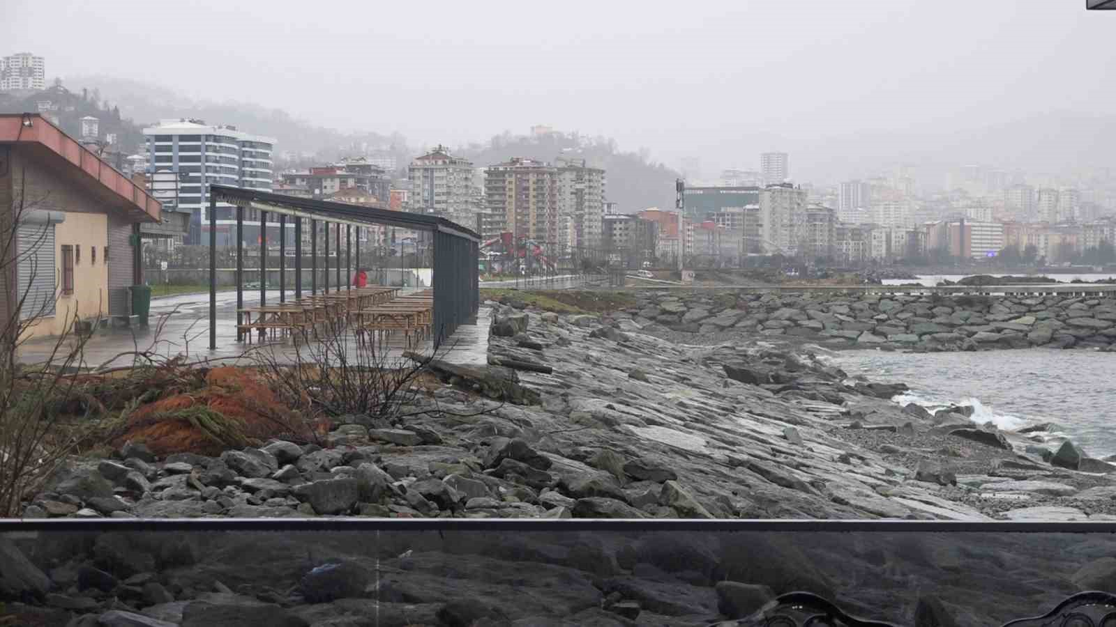 Fırtına 1 gün sürdü ama etkileri 18 gündür sürüyor
