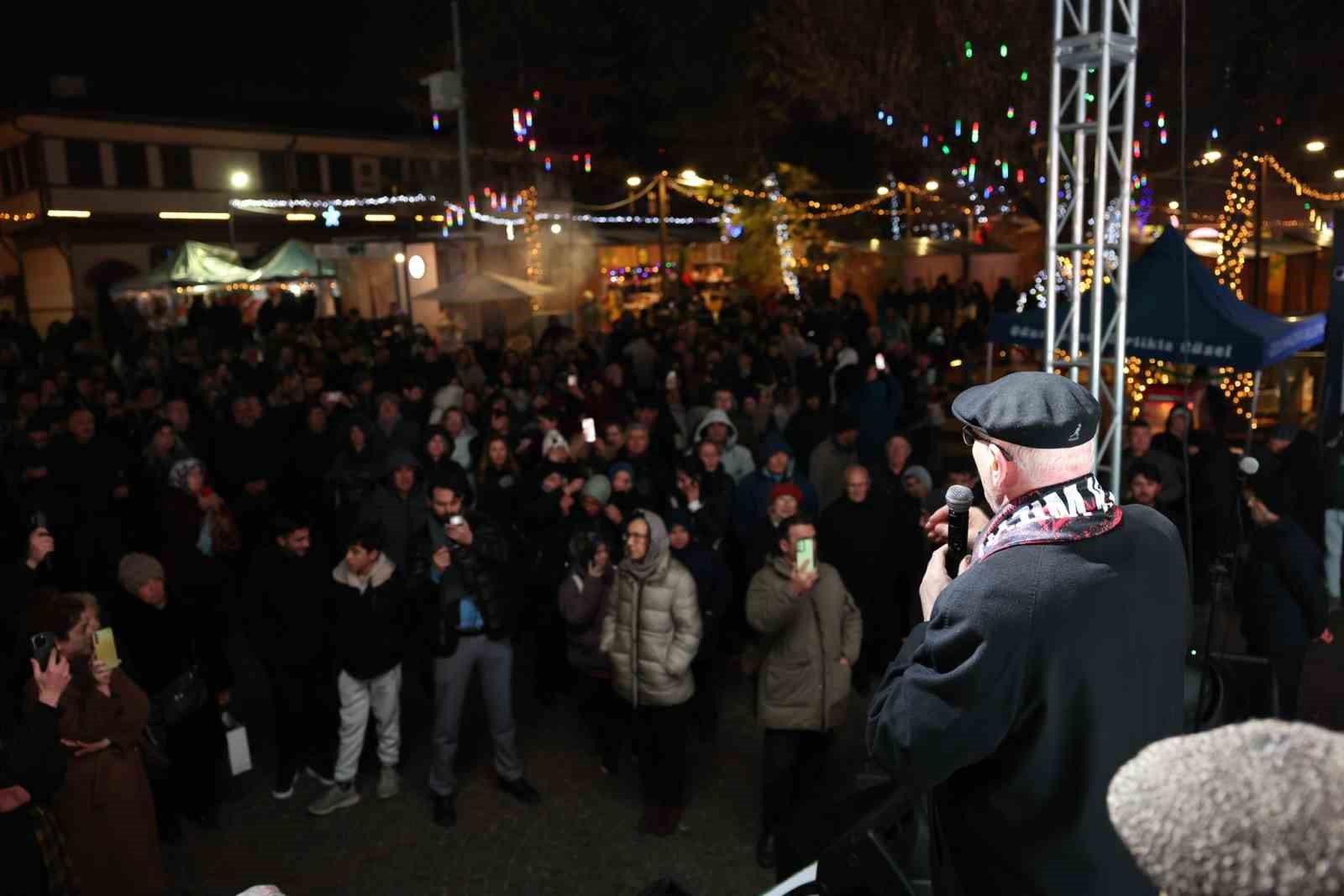 Odunpazarı Belediyesi’nin yeni yıl pazarı büyük ilgi gördü
