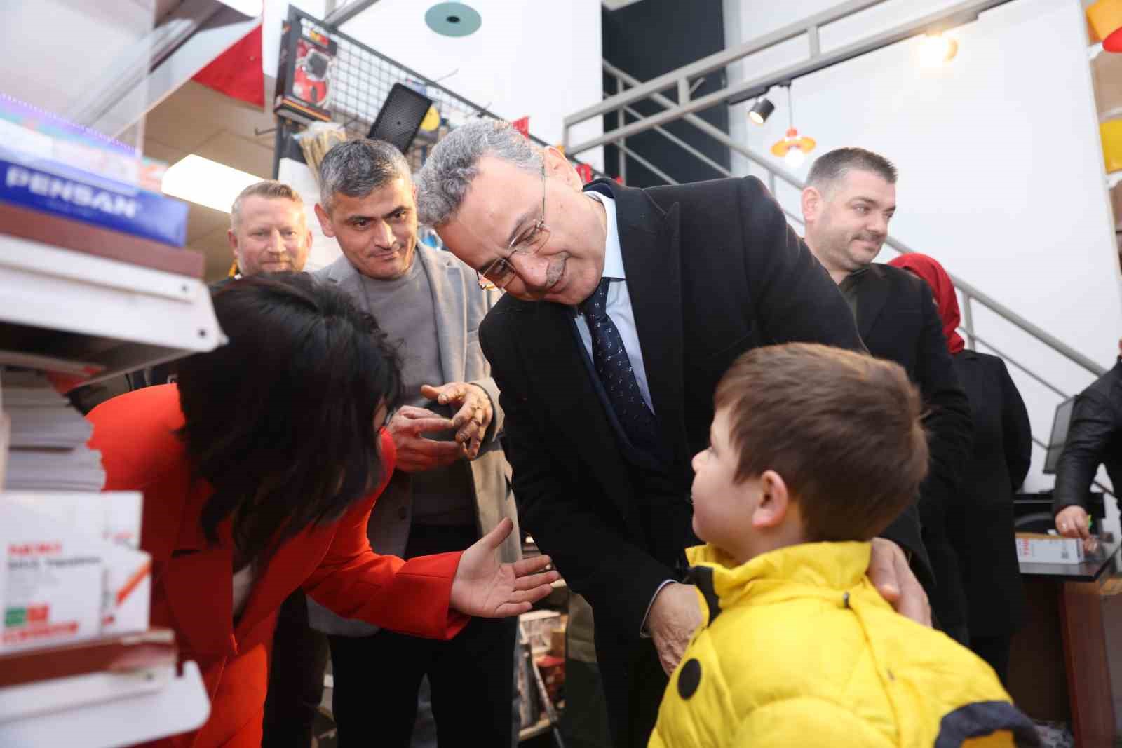 Başkan Kurnaz: “Belediyemizi, yeni yılda borçsuz belediye konumuna getireceğiz”
