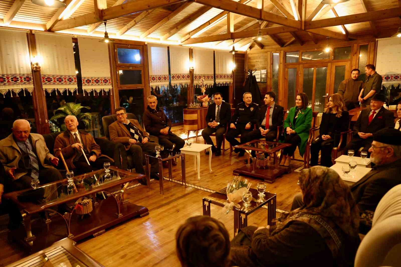 Huzurevi sakinleri Polis Evi’nde ağırlandı
