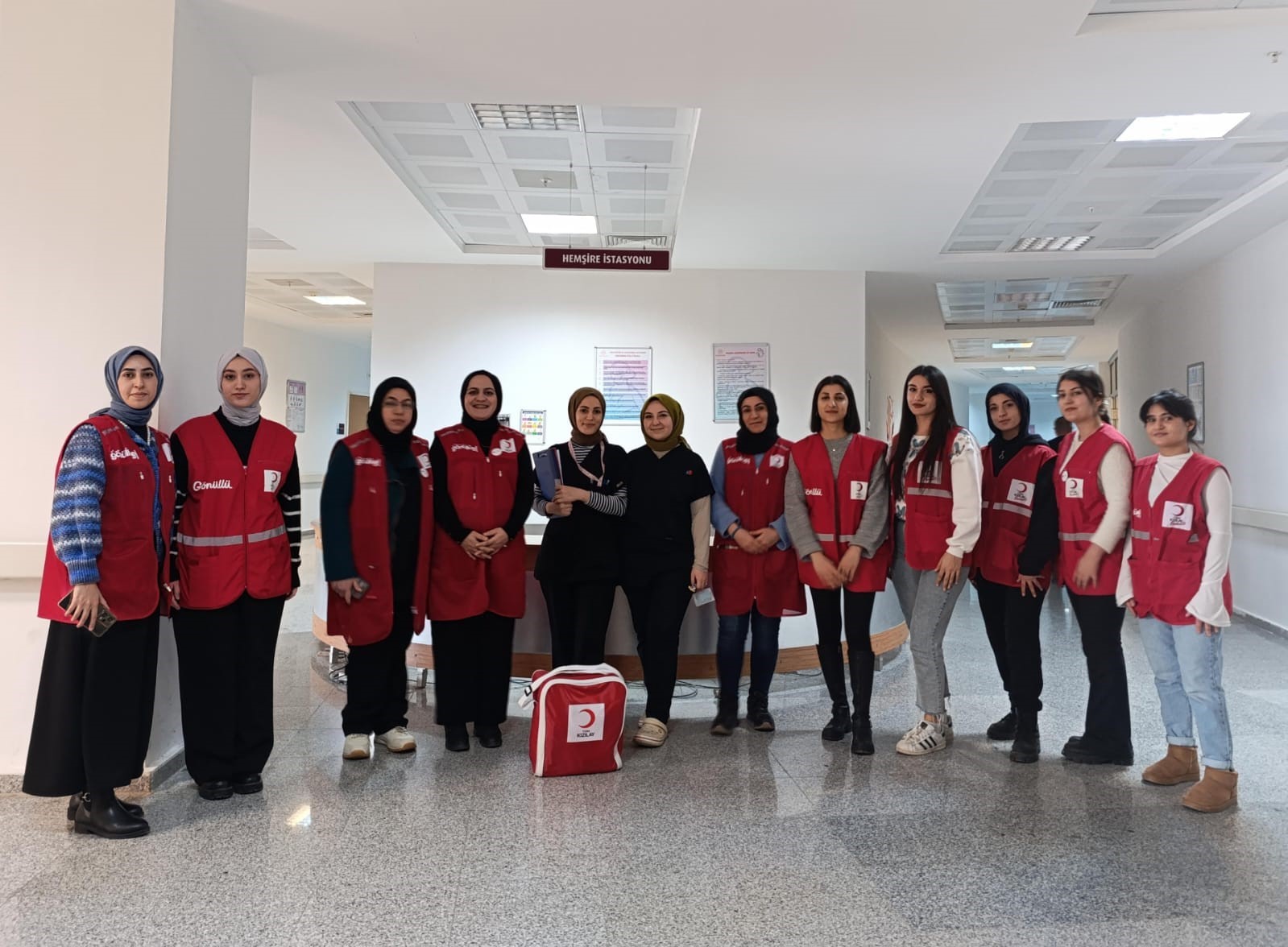 Kızılay’dan yeni yılın ilk bebeklerine 