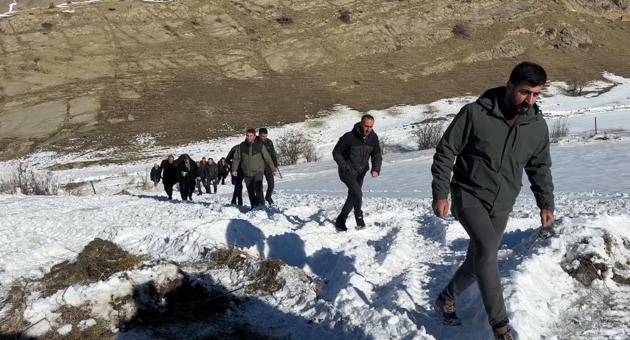 Kazada kaya parçasının isabet ettiği çocuk gözyaşları arasında toprağa verildi
