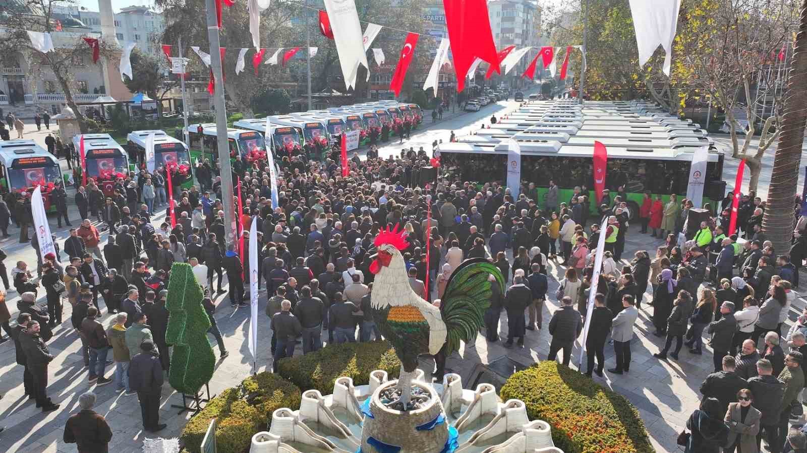 200 milyonluk yeni araçları tanıtan Başkan Çavuşoğlu’ndan Denizli’ye raylı sistem müjdesi
