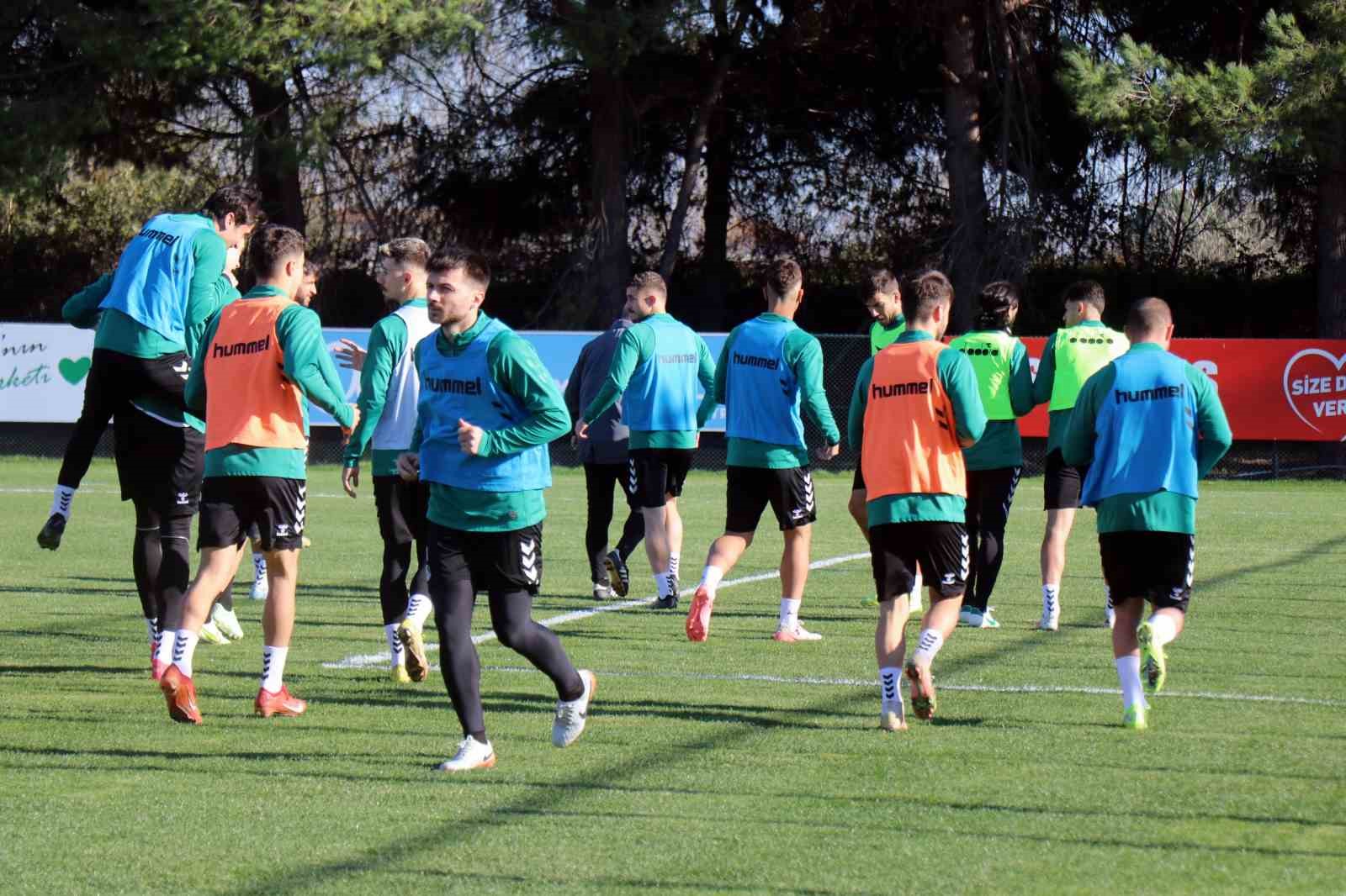 Sakaryaspor’da, Gençlerbirliği mesaisi devam etti
