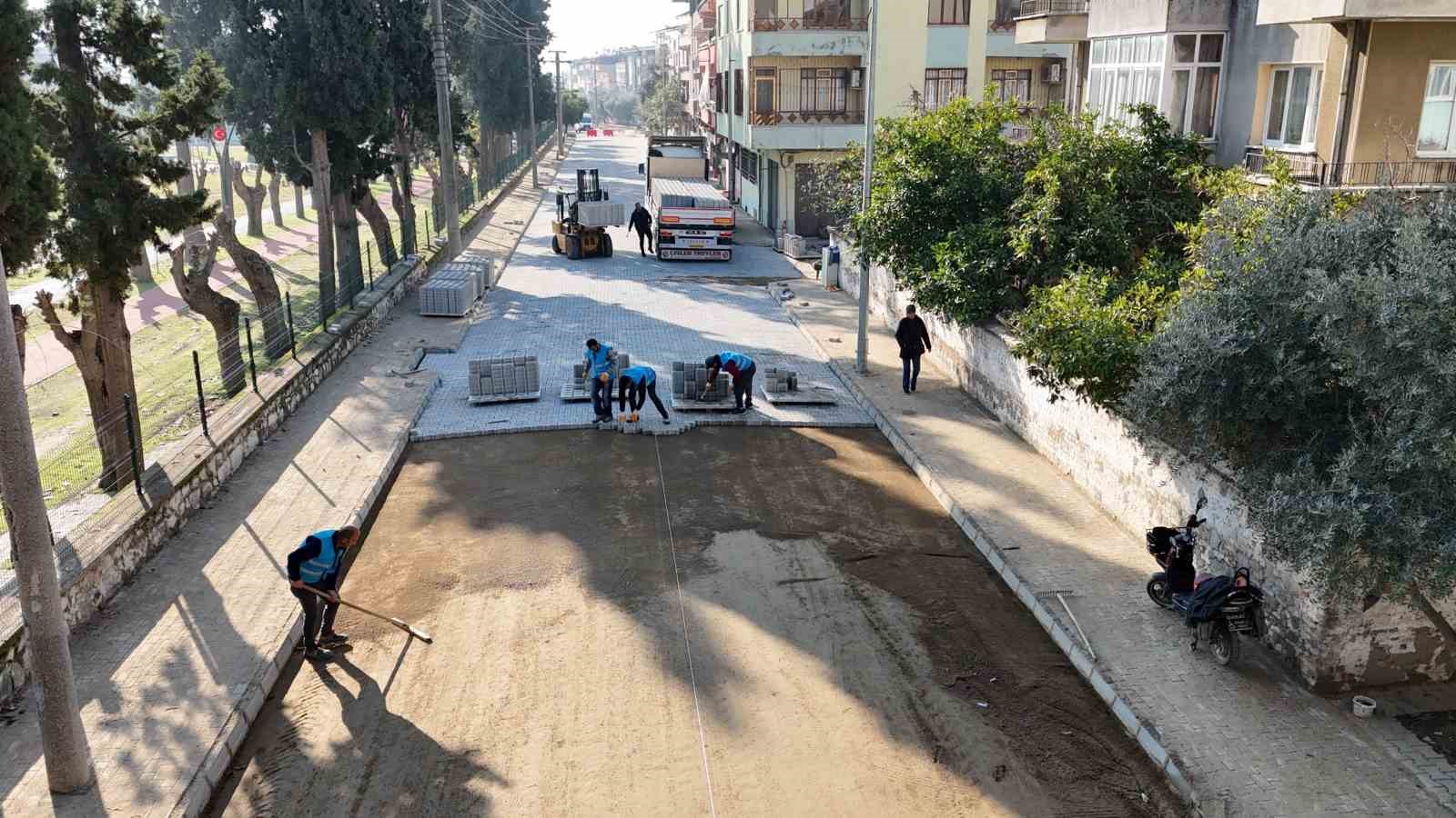 Nazilli Belediyesi yeni yılın ilk gününden dört mahallede çalışmaya başladı
