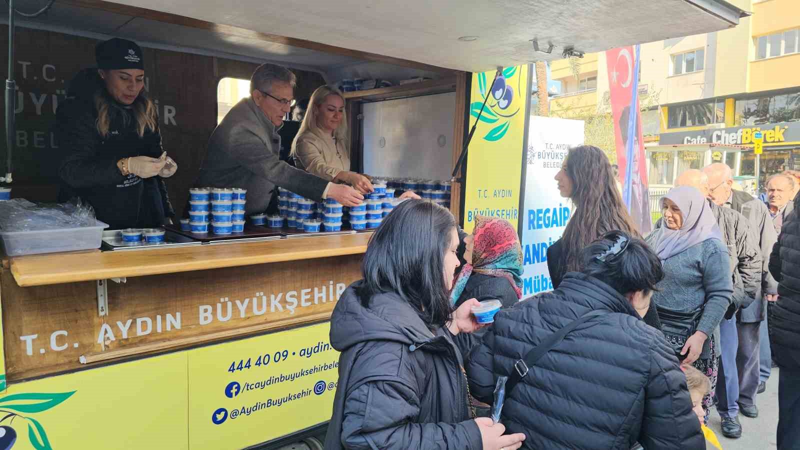 Büyükşehirden Nazillili vatandaşlara ’Kandil Helvası’ ikramı
