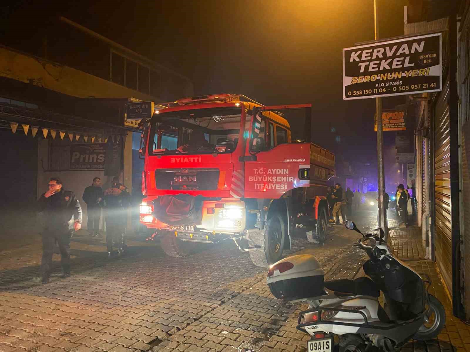 Isınmak için yakılan ateş söndürülmeyince yangın çıktı
