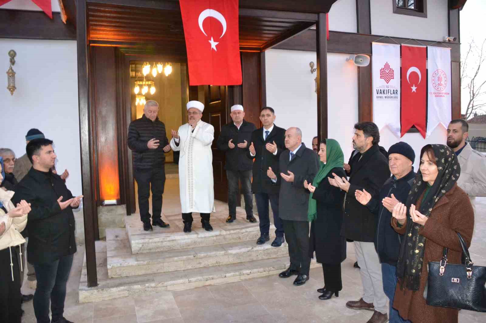 Restorasyonu tamamlanan 5 asırlık cami Regaip Kandili’nde ibadete açıldı
