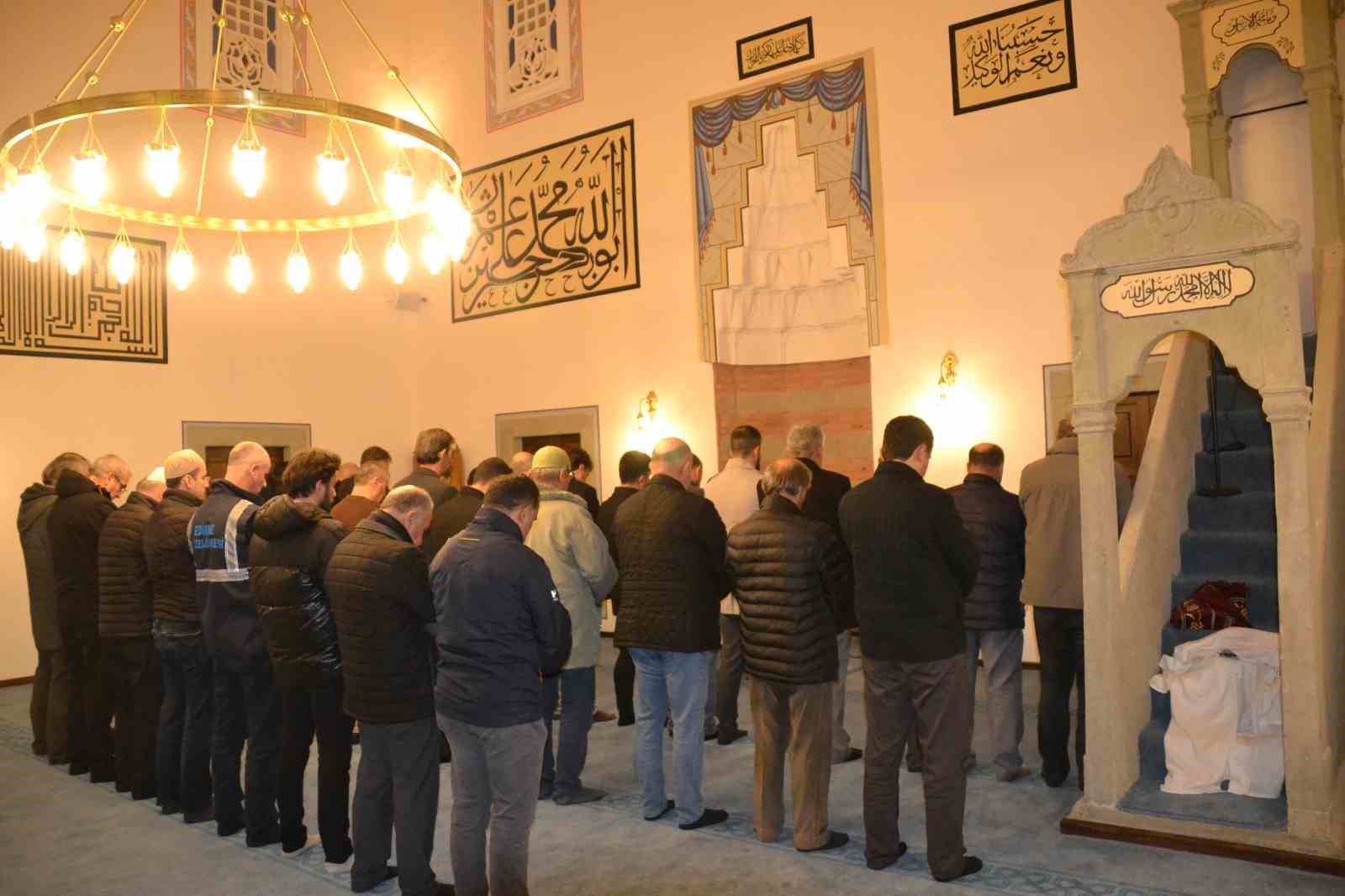 Restorasyonu tamamlanan 5 asırlık cami Regaip Kandili’nde ibadete açıldı
