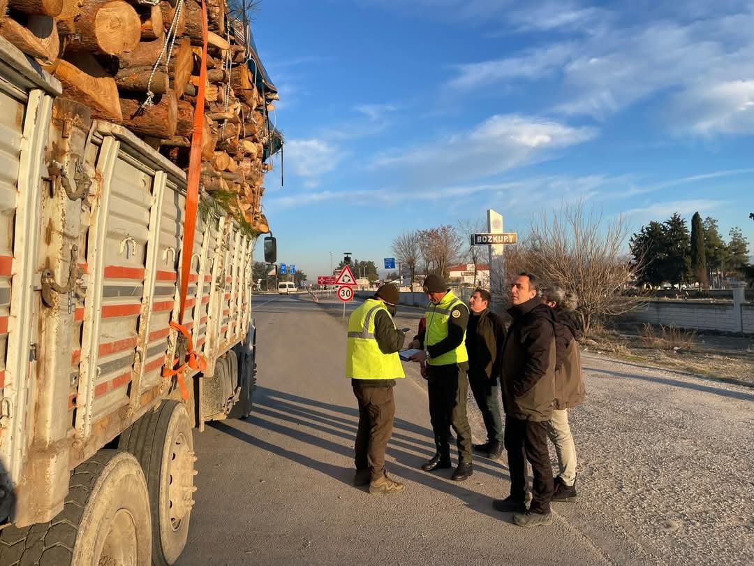 Denizli’de orman kaçakçılığına geçit yok
